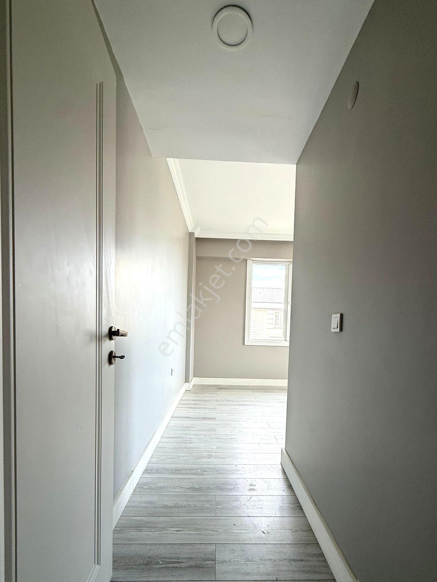 Silivri Yenimahallede Site İçerisinde 3+1 Sıfır Satılık Daire - Görsel 18