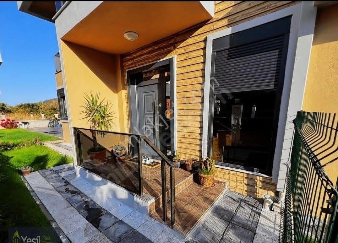 Kuzdere'de Triplex 4+1 Müstakil Satılık Villa - Görsel 24