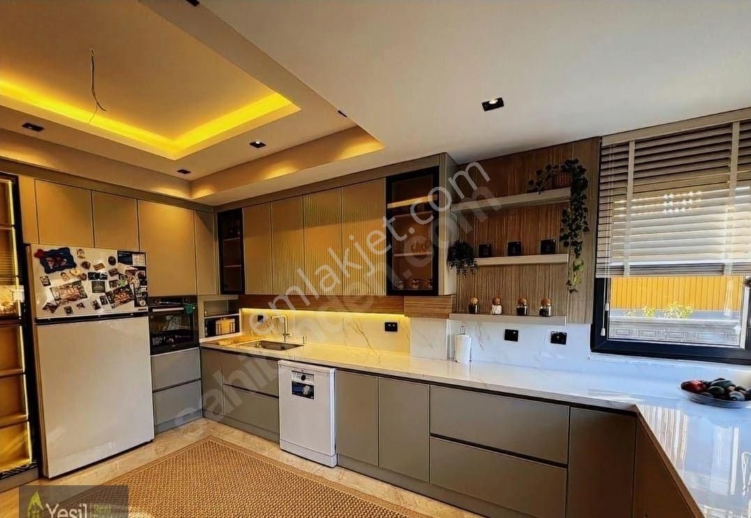 Kuzdere'de Triplex 4+1 Müstakil Satılık Villa - Görsel 5