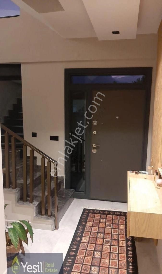 Kuzdere'de Triplex 4+1 Müstakil Satılık Villa - Görsel 9