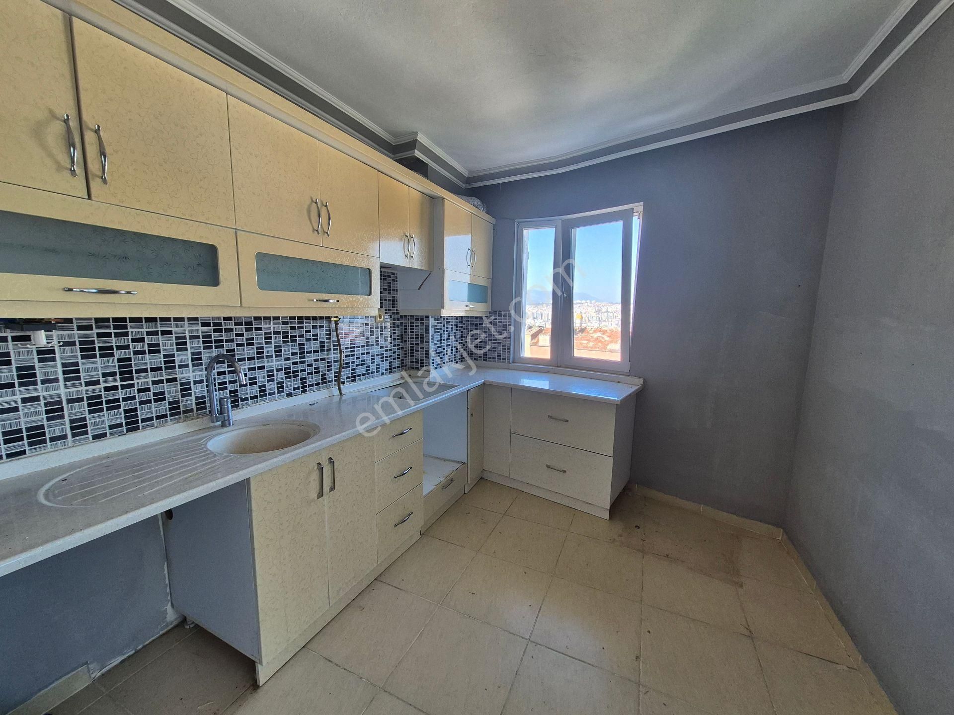 Canik Mahmudiye Caddesi Üzerinde Deniz Ve Şehir Manzaralı Satılık 3+2 Dubleks Daire - Görsel 2