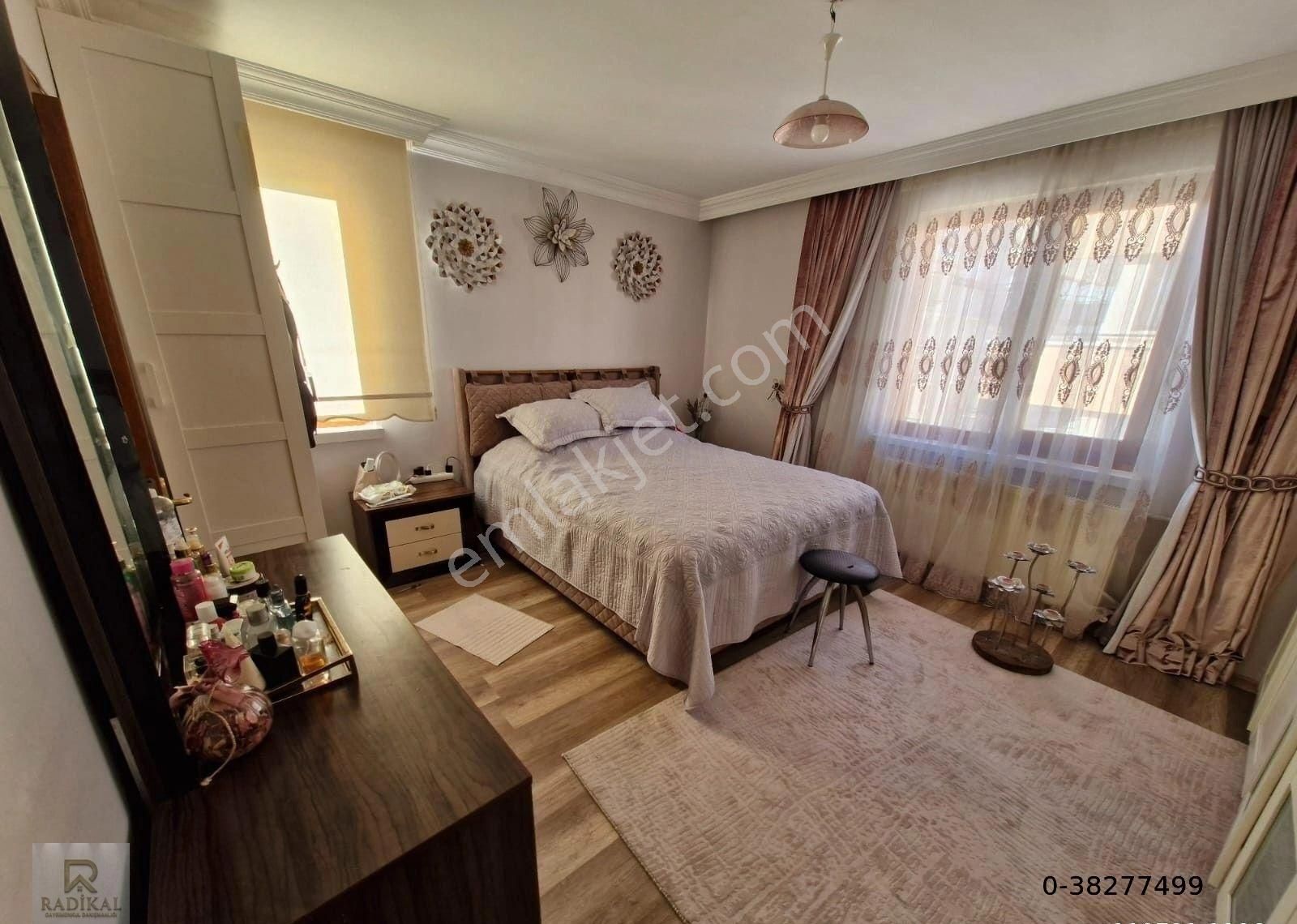 Birlik Mahallesi 442. Cadde Üzeri Ara Kat 4+1 Satılık Kupon Daire......... - Görsel 14