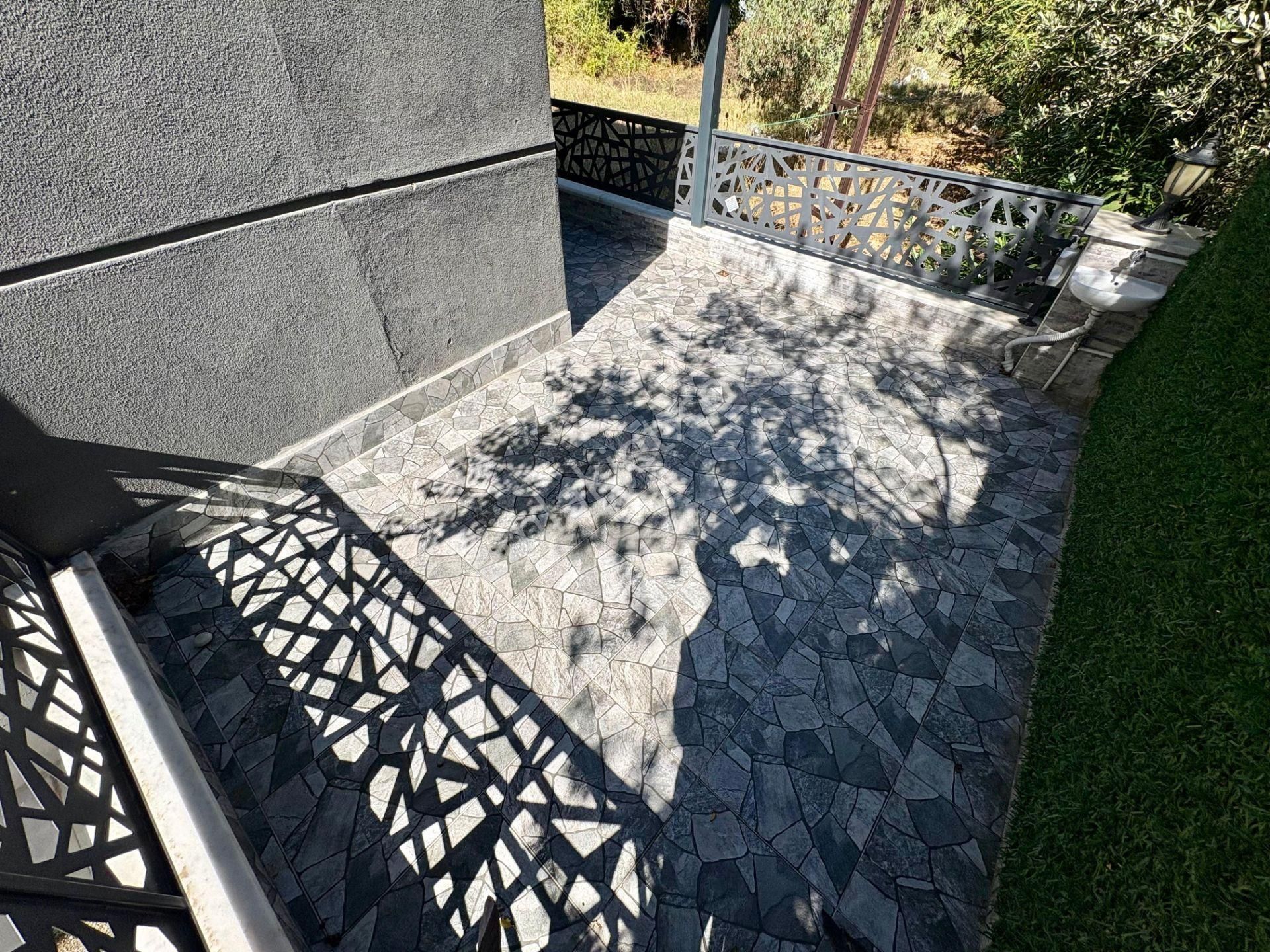 Akçay Sezgin Emlaktan Cemil Temelde Lüx Tasarım Sıfır 4+1 Villa - Görsel 19