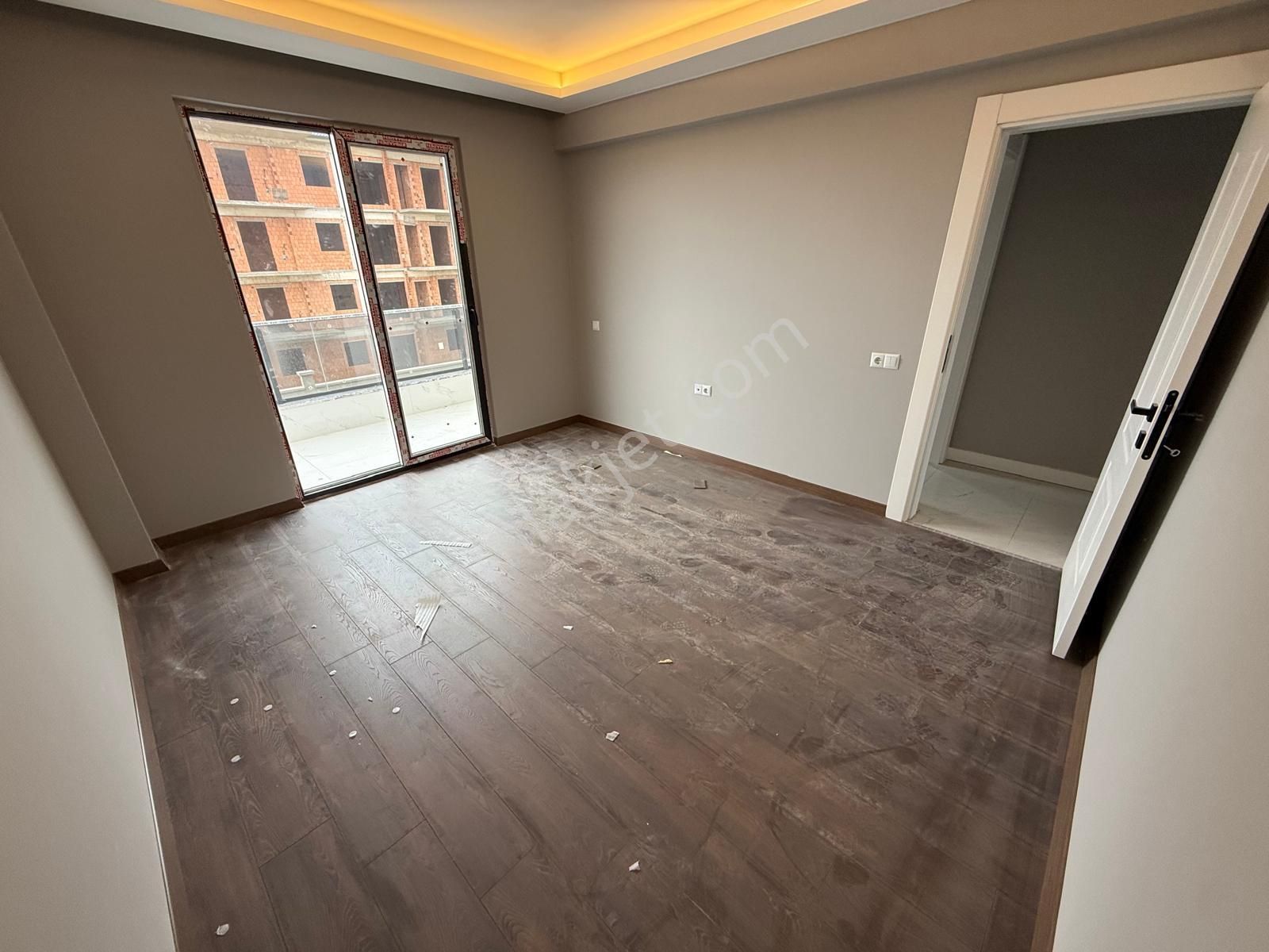 Delux'den Atatürk Mahallesi Gözde Konumda Satılık Lux 3+1 Daire - Görsel 19