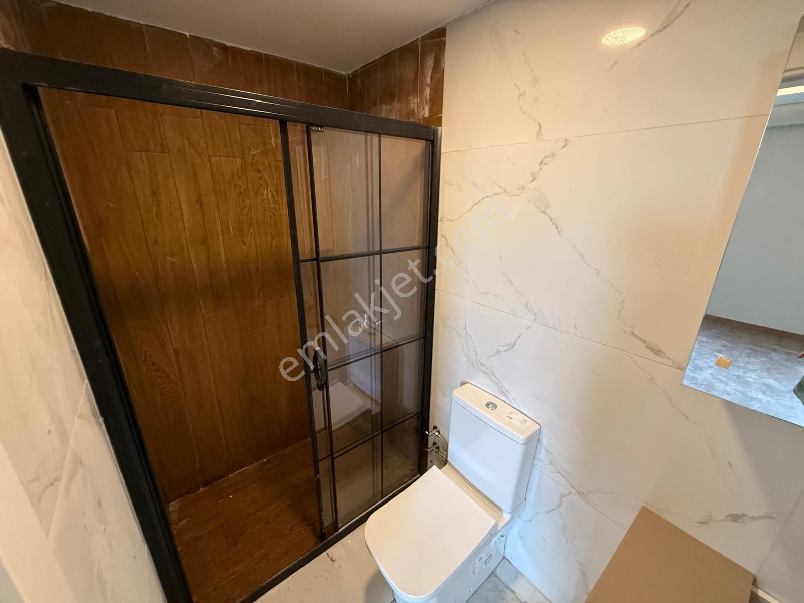 Delux'den Atatürk Mahallesi Gözde Konumda Satılık Lux 3+1 Daire - Görsel 29