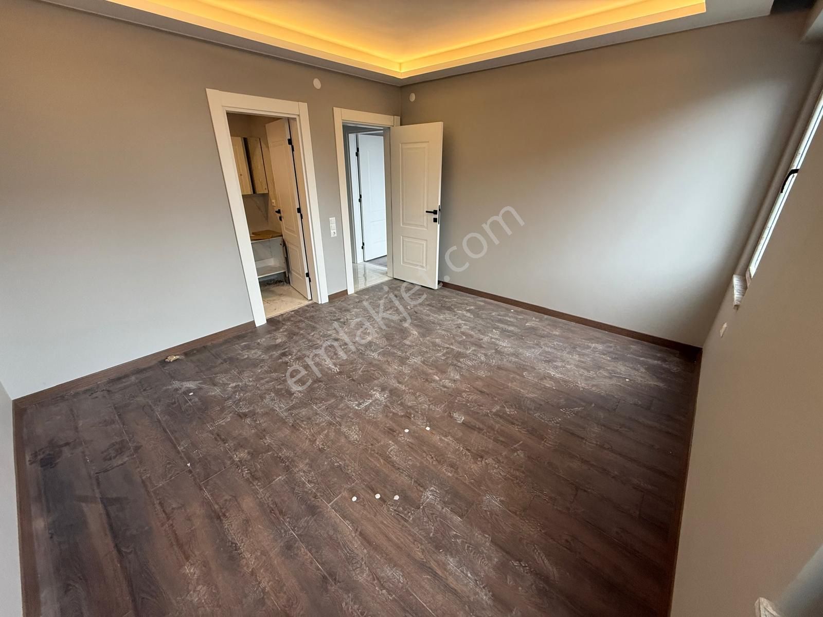 Delux'den Atatürk Mahallesi Gözde Konumda Satılık Lux 3+1 Daire - Görsel 27