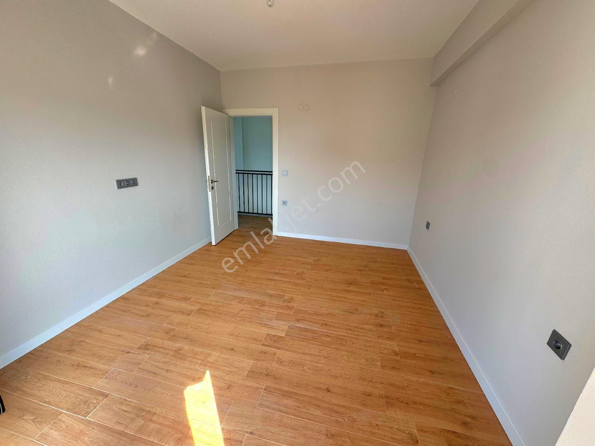 Davutlarda Özel Havuzlu Tek Müstakil 2+1 Bahçeli Sıfır Villa - Görsel 27