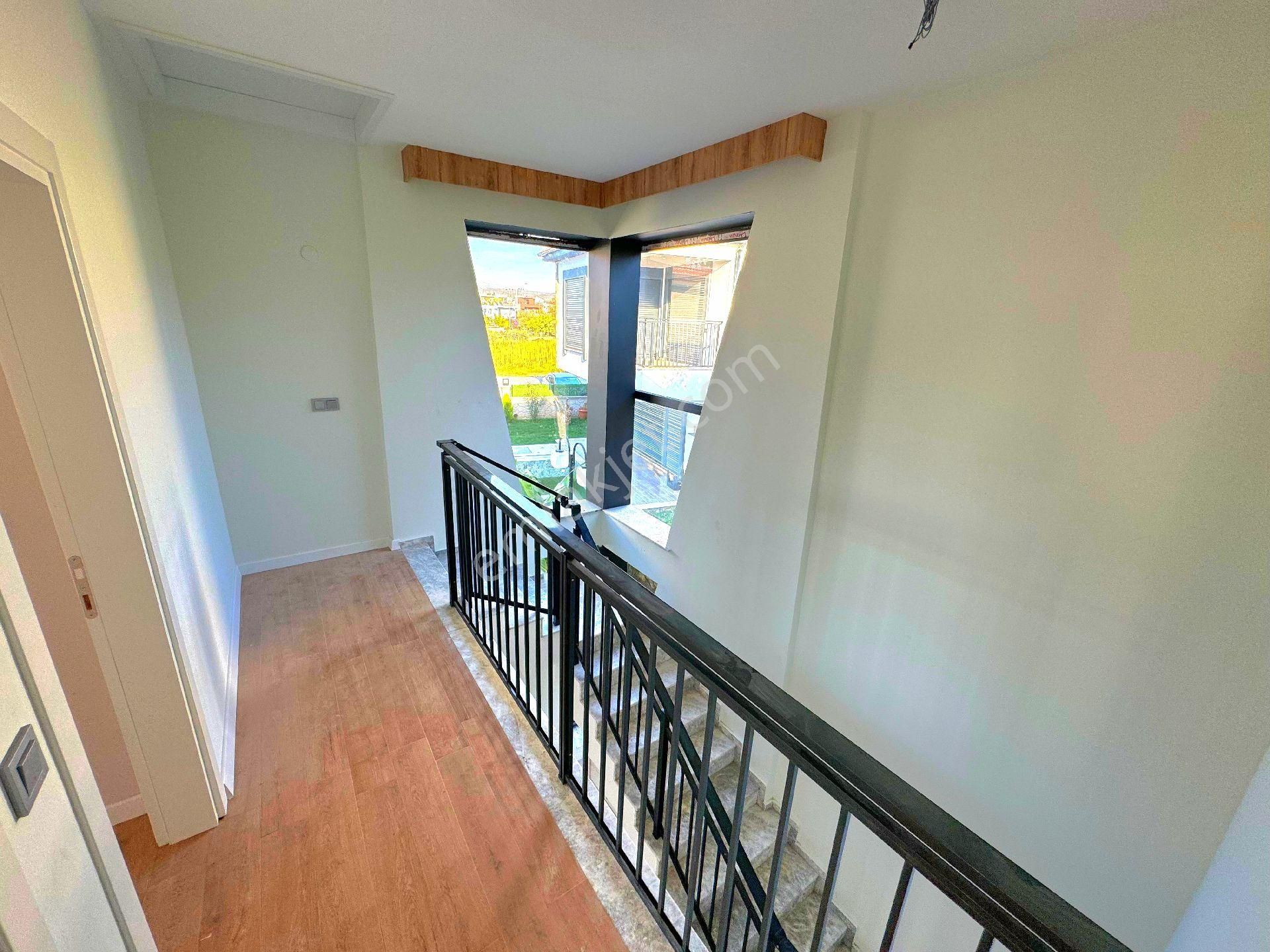 Davutlarda Özel Havuzlu Tek Müstakil 2+1 Bahçeli Sıfır Villa - Görsel 11