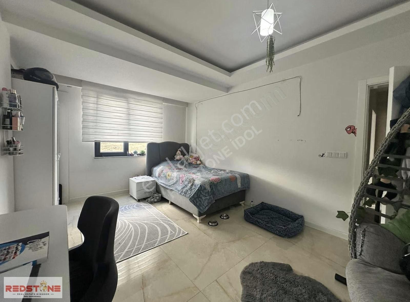 Redstone İdol'den Yeni Şafak'ta Ara Kat Daire