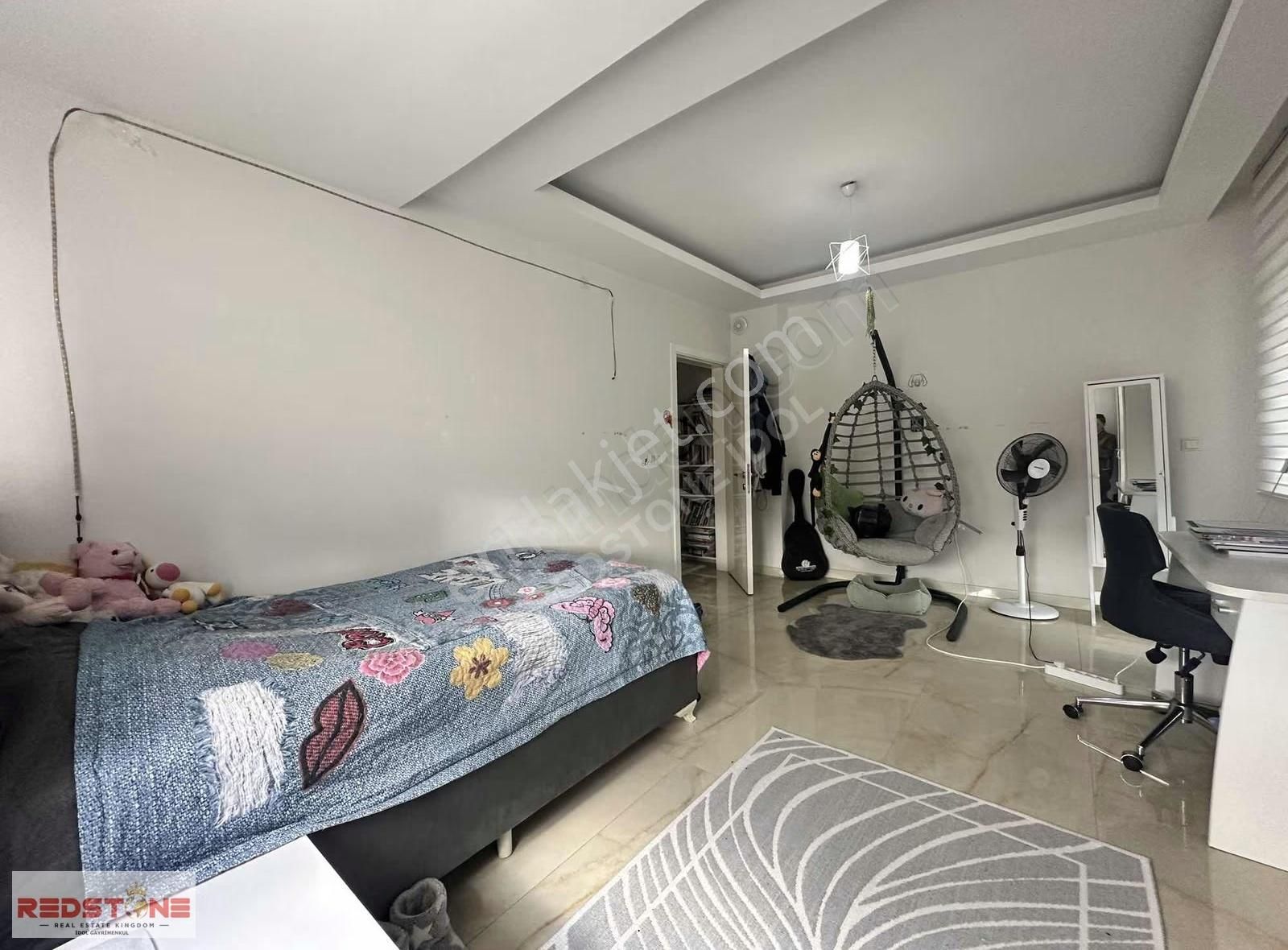 Redstone İdol'den Yeni Şafak'ta Ara Kat Daire - Görsel 2