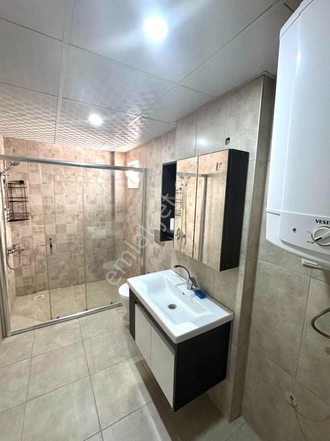 Meydankavağında Ebeveyn Banyolu Geniş Kullanışlı 3+1 Daire - Görsel 23