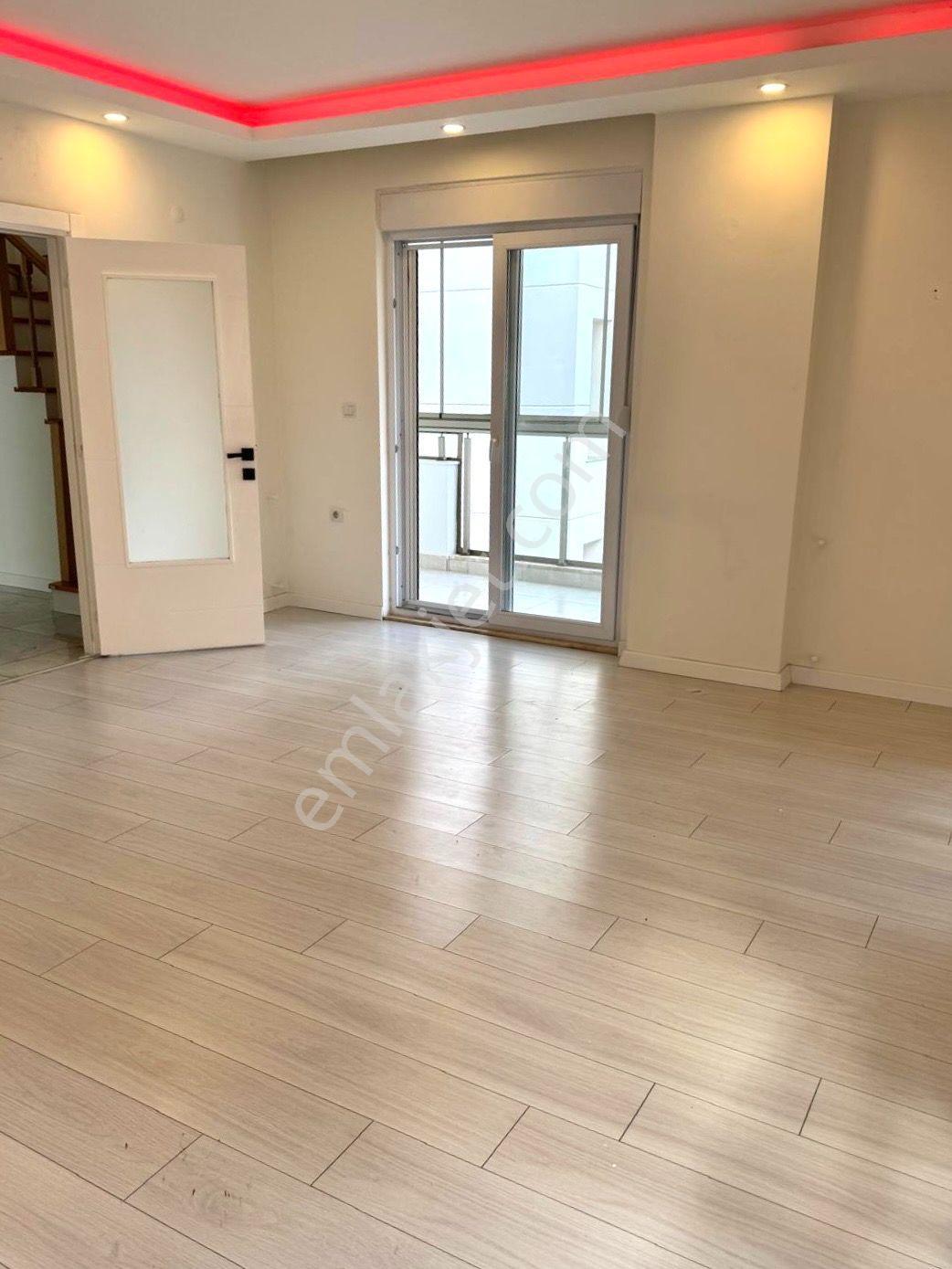Meydankavağında Ebeveyn Banyolu Geniş Kullanışlı 3+1 Daire - Görsel 4
