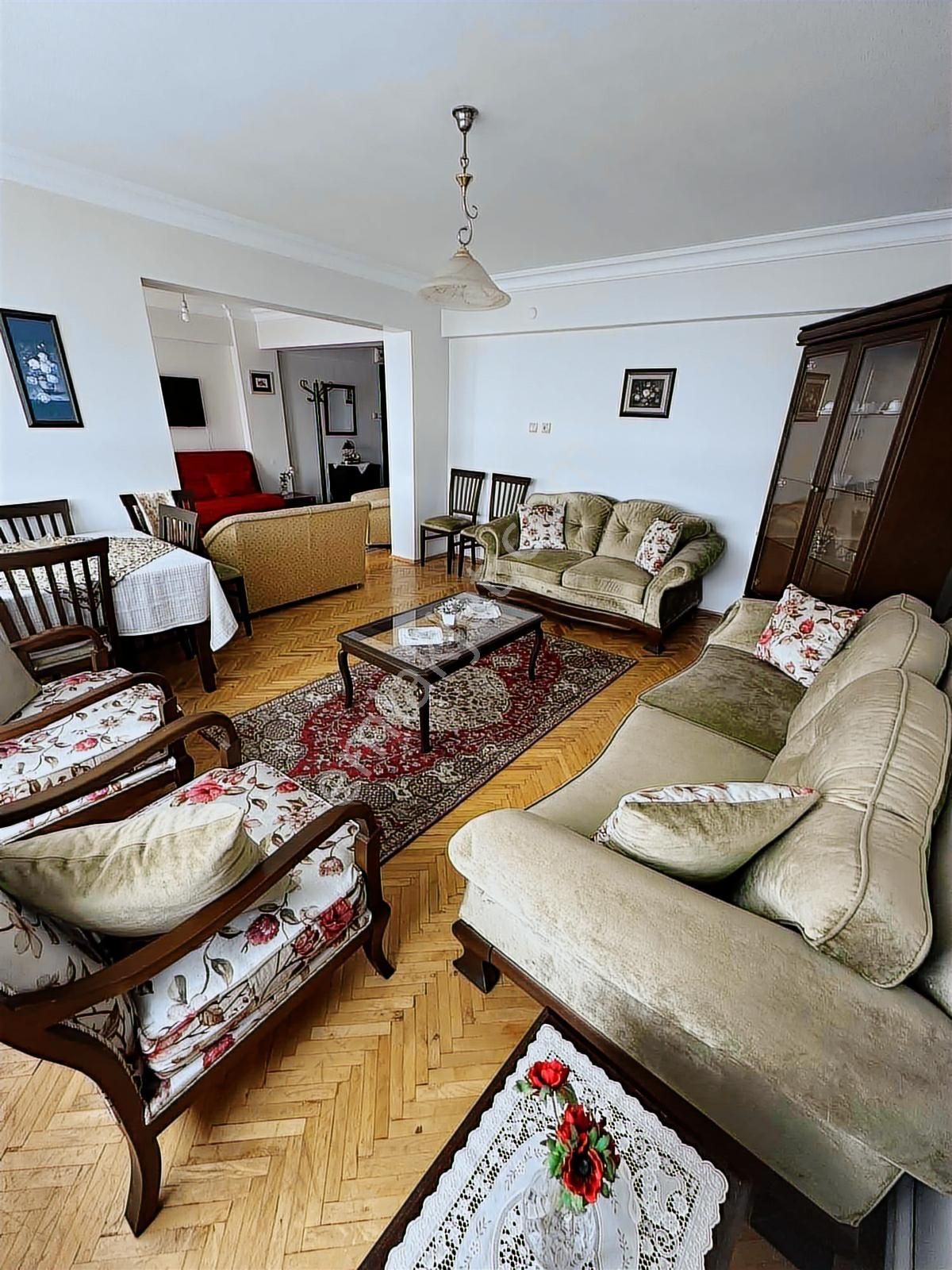 Manastır Emlak'tan Deniz Manzaralı Eşyalı 2+1 Daire 20.000 Tl - Görsel 4