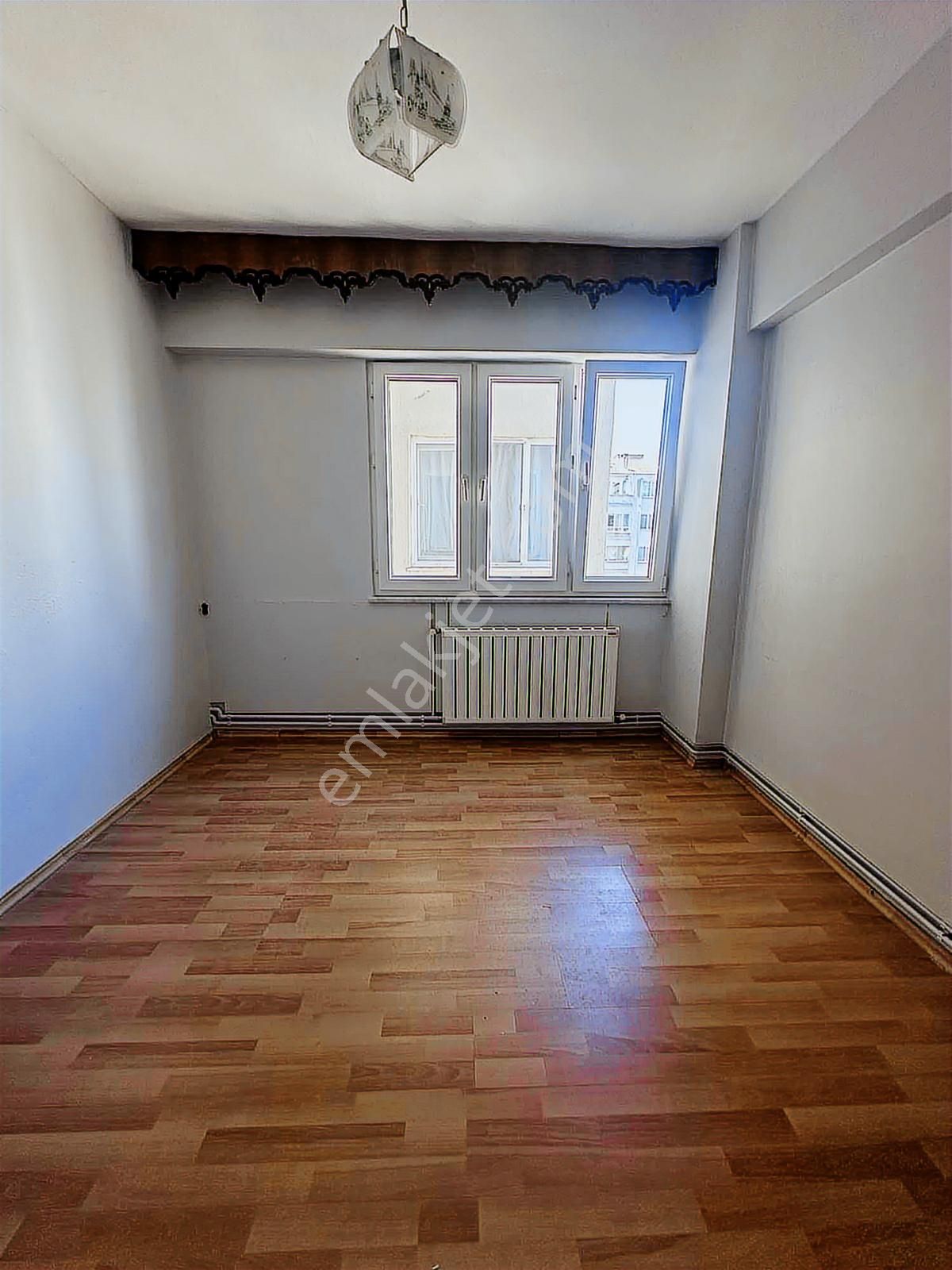 Manastır Emlak'tan İstiklal Caddesinde 3+1 Kiralık Daire...! - Görsel 2