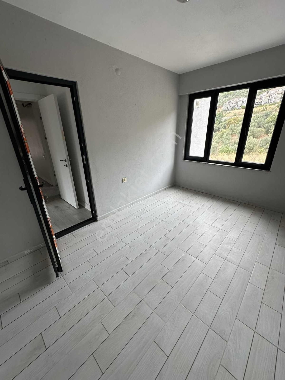 Manastır Emlak'tan Satılık 5+1 Dubleks Daire 7.500.000 Tl - Görsel 23