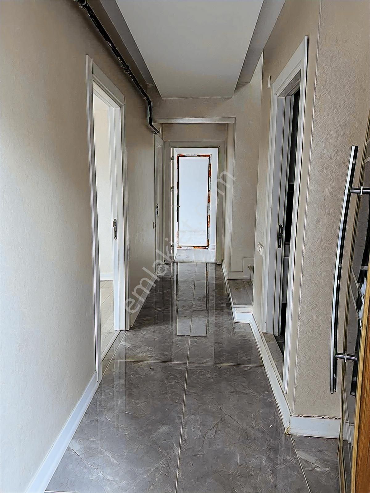 Manastır Emlak'tan Satılık 5+1 Dubleks Daire 7.500.000 Tl - Görsel 3