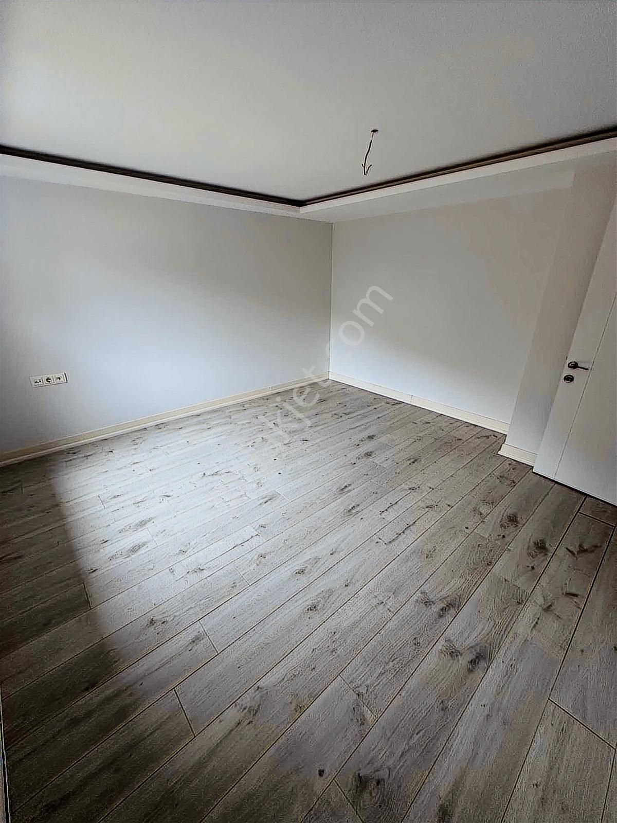 Manastır Emlak'tan Satılık 5+1 Dubleks Daire 7.500.000 Tl - Görsel 17