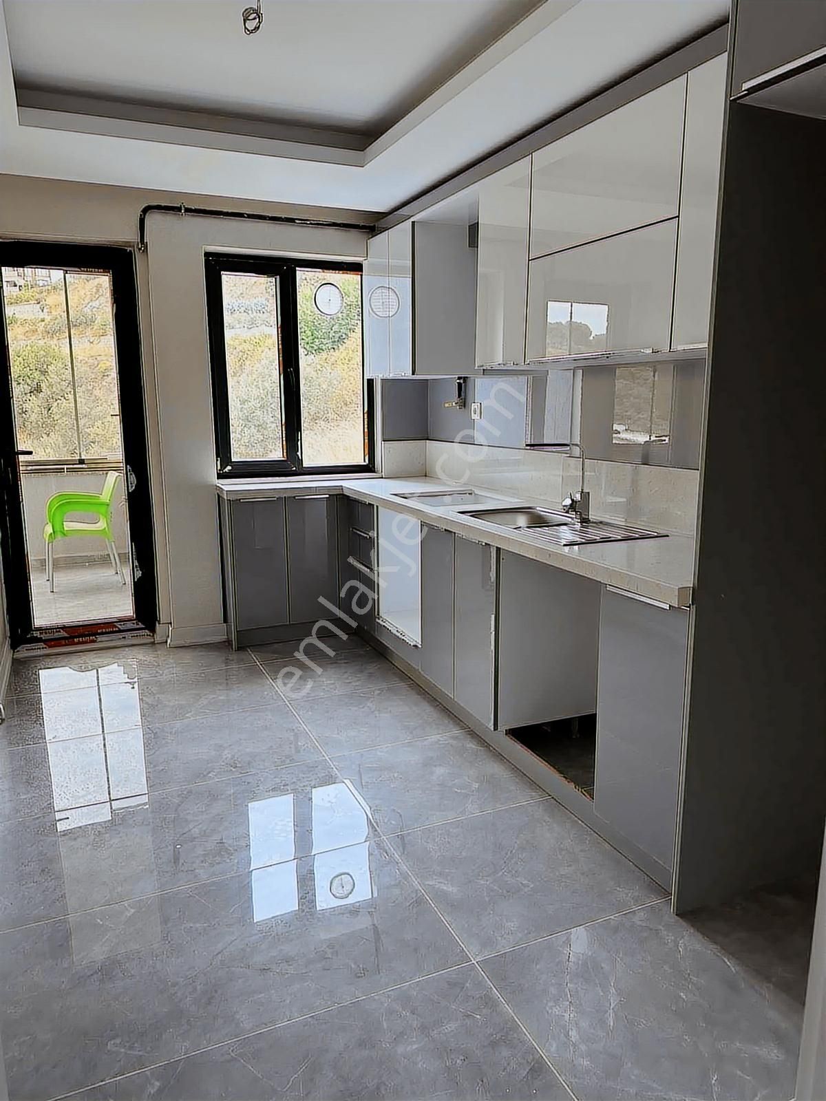 Manastır Emlak'tan Satılık 5+1 Dubleks Daire 7.500.000 Tl - Görsel 2
