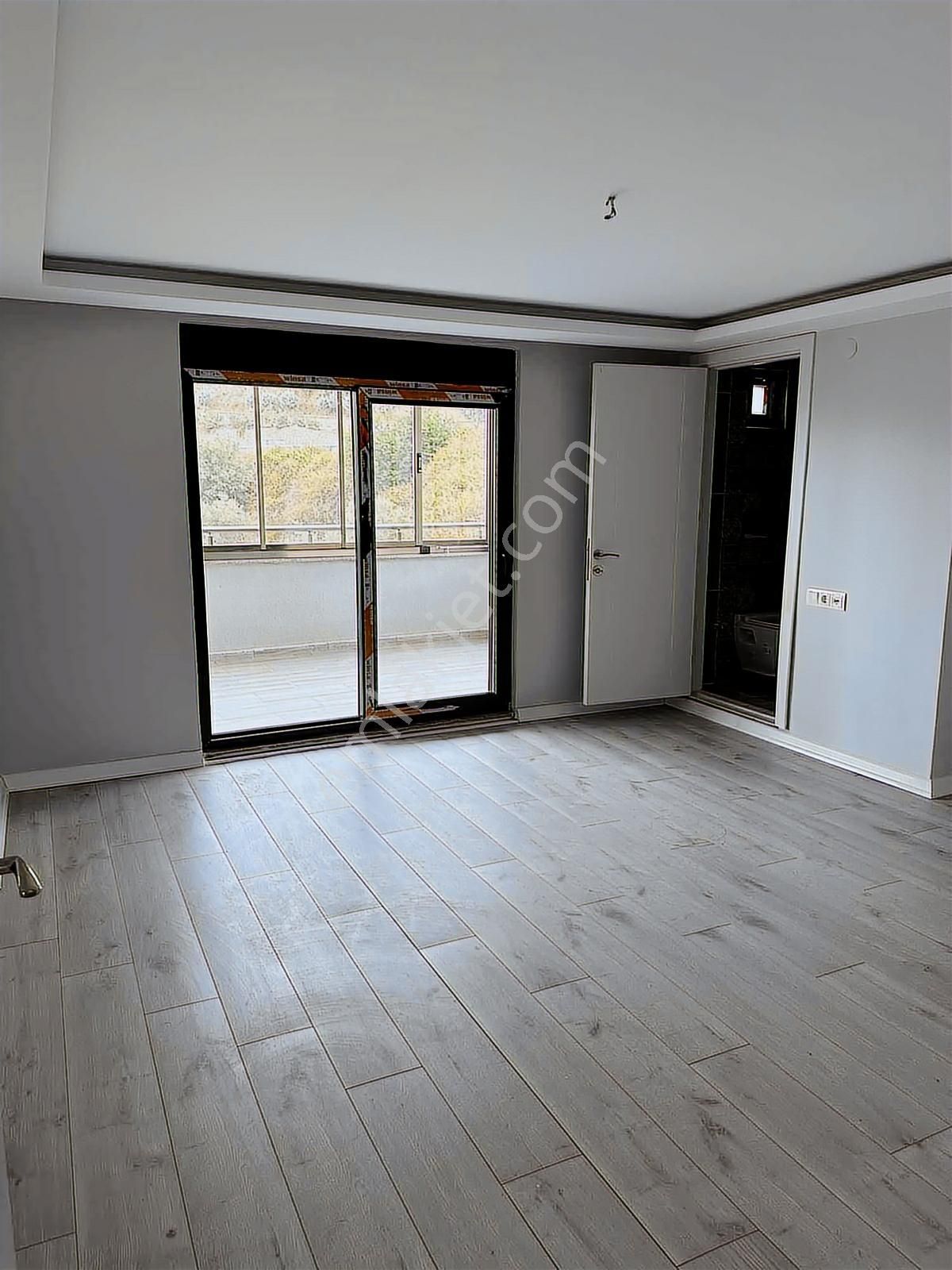 Manastır Emlak'tan Satılık 5+1 Dubleks Daire 7.500.000 Tl - Görsel 24