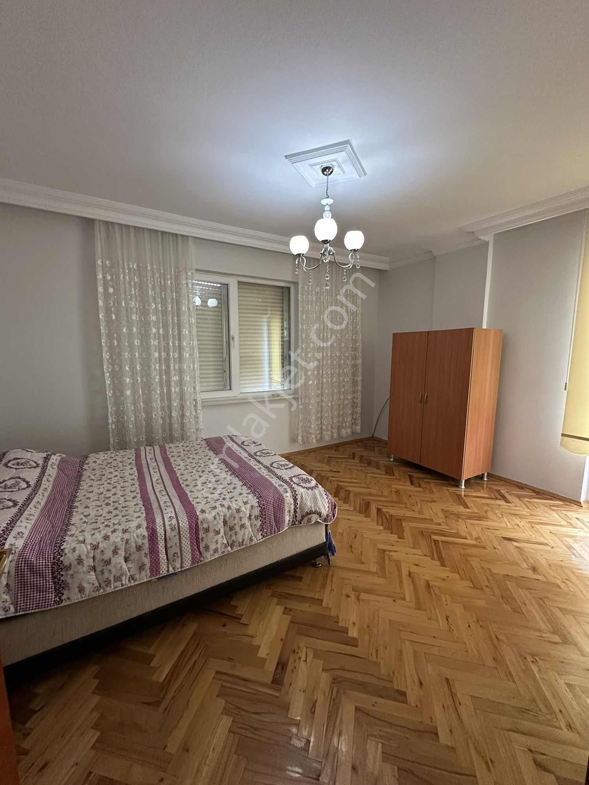 Manastır Emlak'tan Kiralık Ful Eşyalı 3+1 Daire 28.000 Tl - Görsel 8