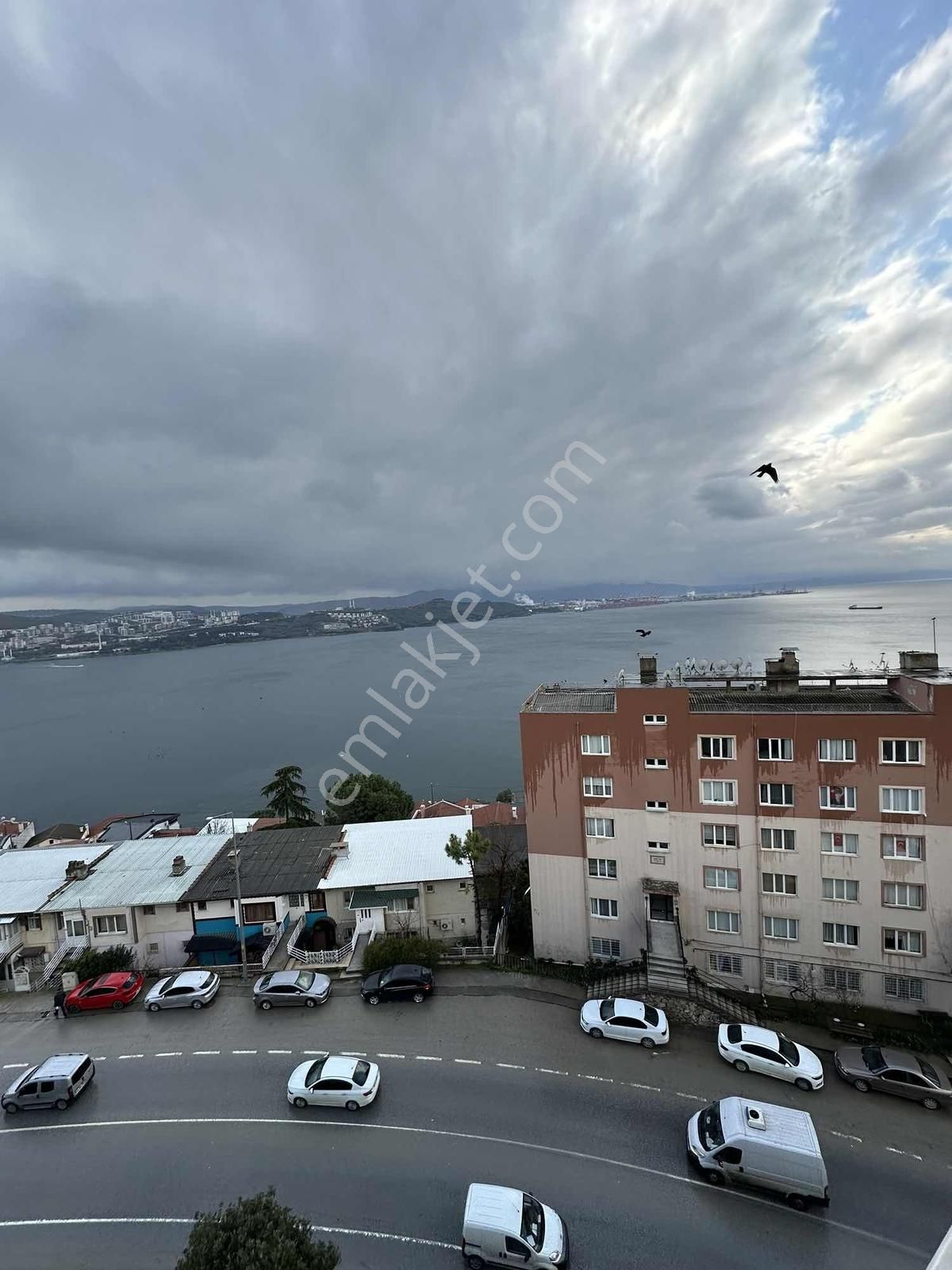 Manastır Emlak'tan Kiralık Ful Eşyalı 3+1 Daire 28.000 Tl - Görsel 16