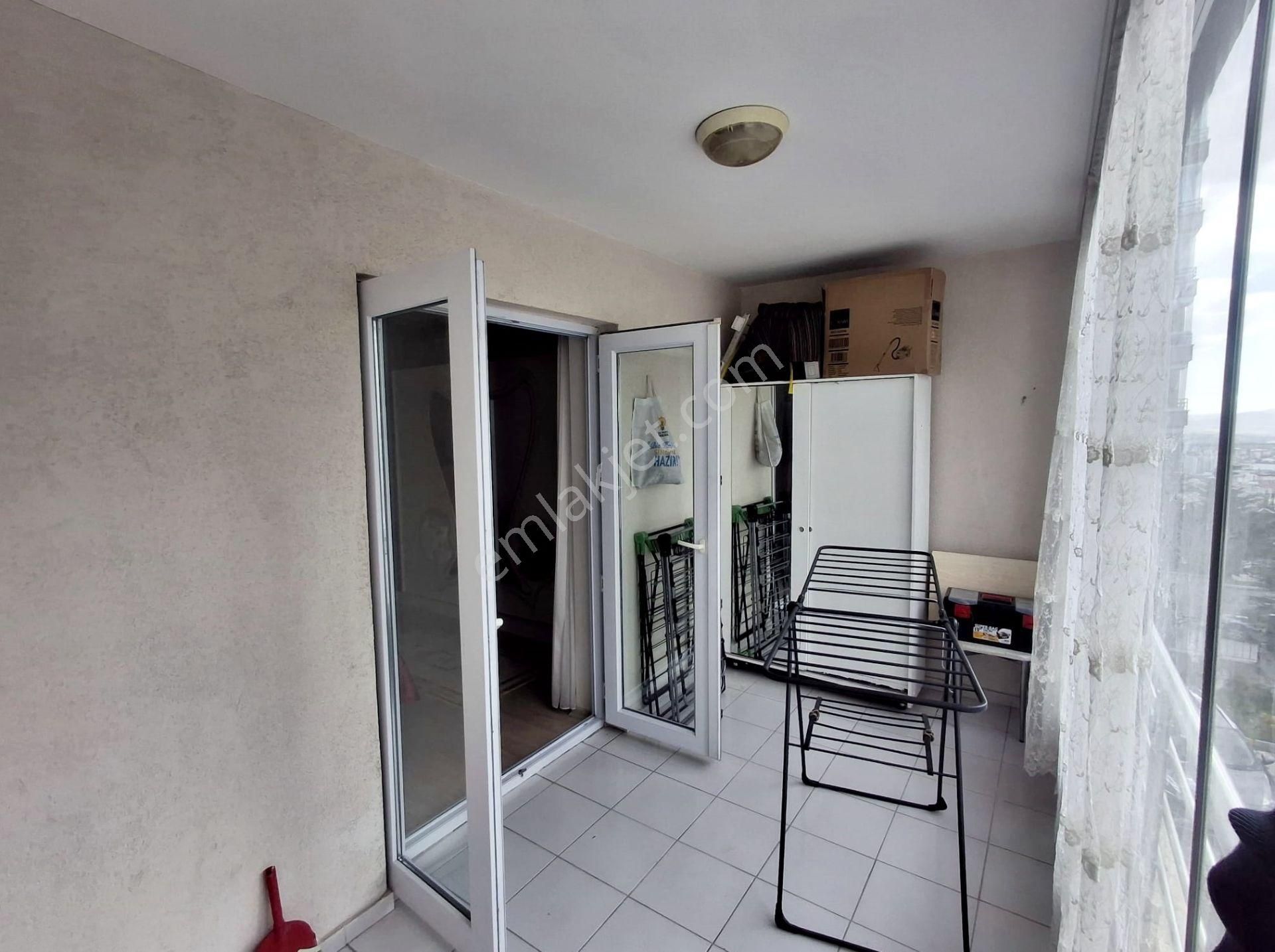 Andan Kaletepe Mah Ünsal Cadde Yakınında Ara Katta Geniş 4+1 - Görsel 12