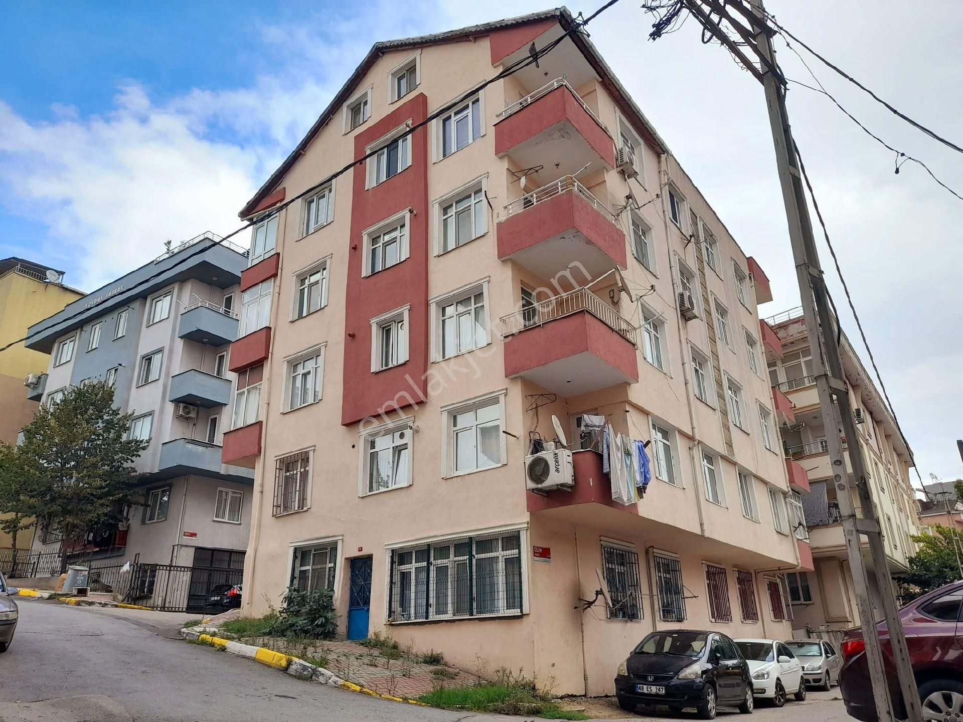Kaynarca'da Metroya Çok Yakın Deniz Manzaralı Teraslı 165 M² 2+1 - Görsel 32