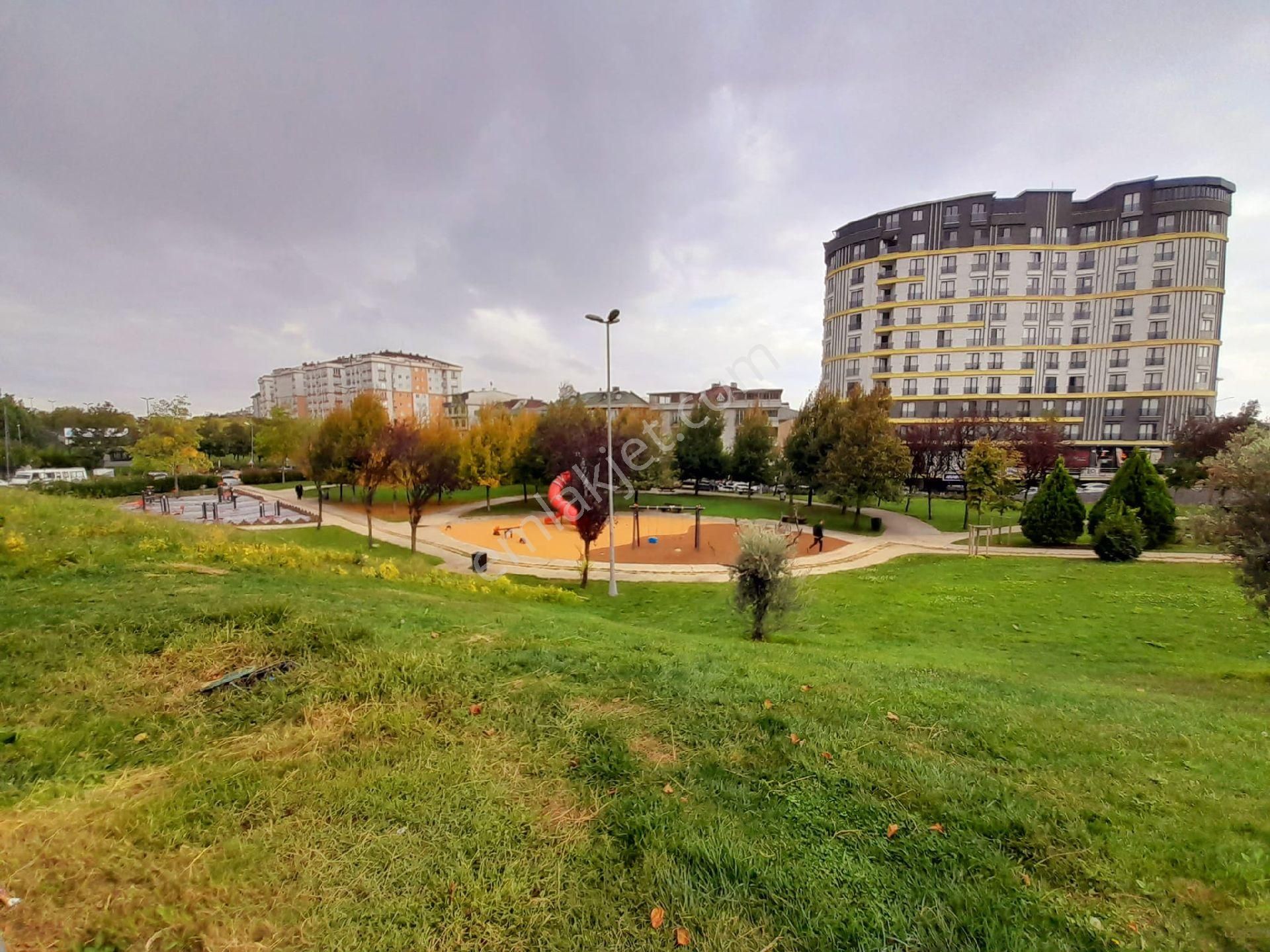 Kaynarca'da Metroya Çok Yakın Deniz Manzaralı Teraslı 165 M² 2+1 - Görsel 35