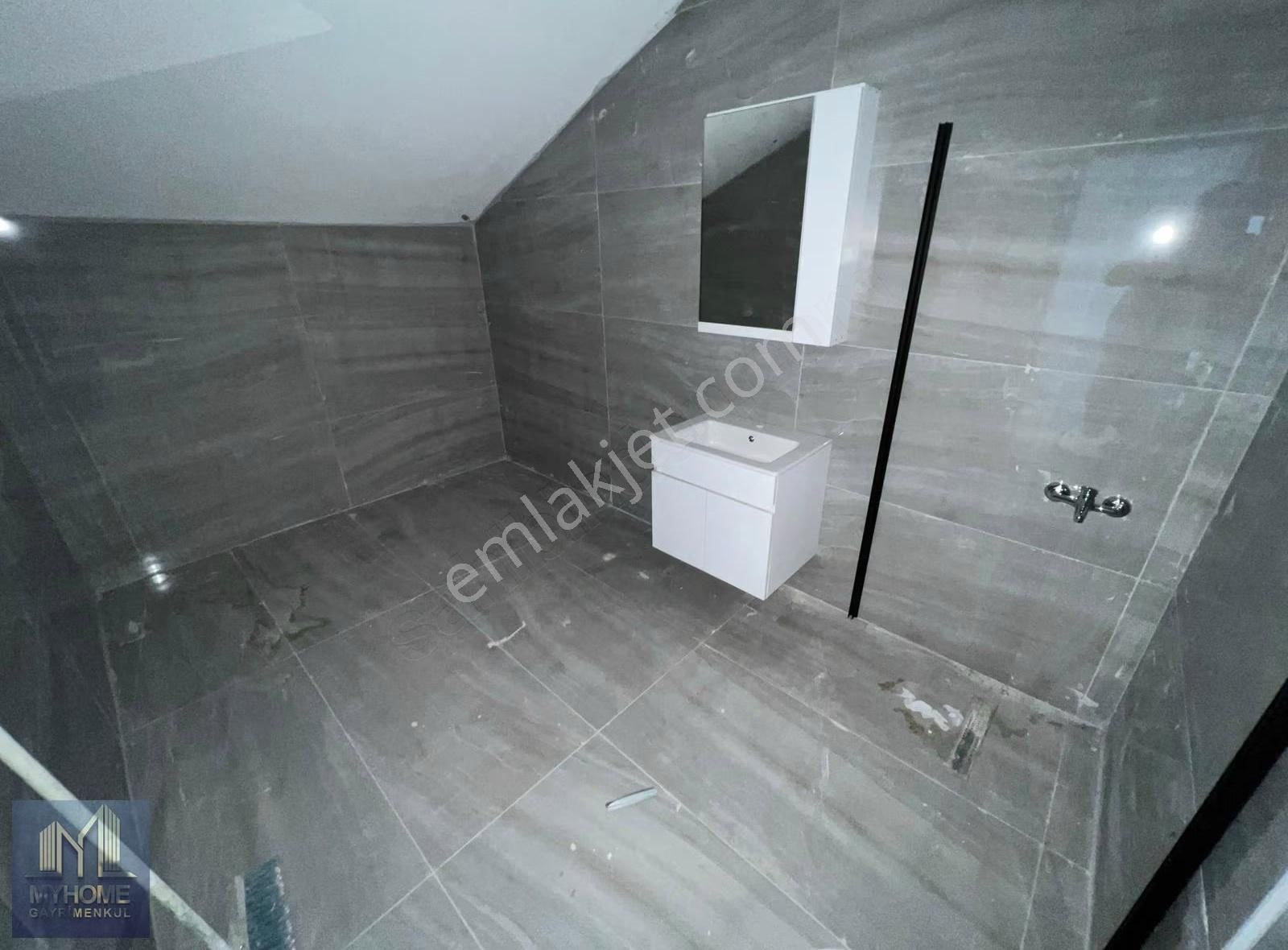 Alipaşa Skyland Tower'da Satılık Sıfır 5+1 Dubleks Daire - Görsel 6