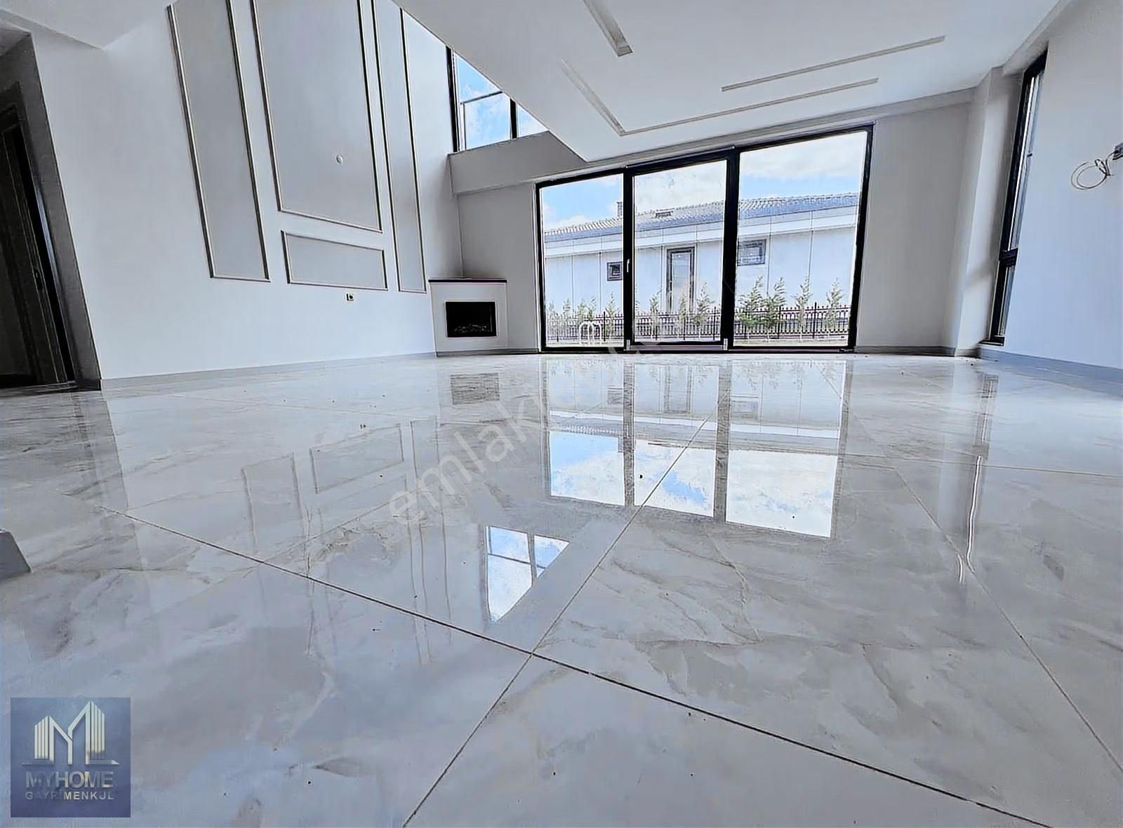 Önerlerde 4+1 270 M2 Lüks Villa Özel Havuzlu