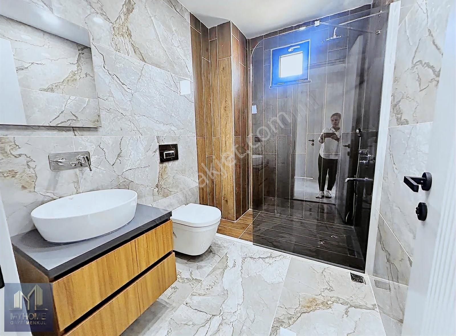 Önerlerde 4+1 270 M2 Lüks Villa Özel Havuzlu - Görsel 24
