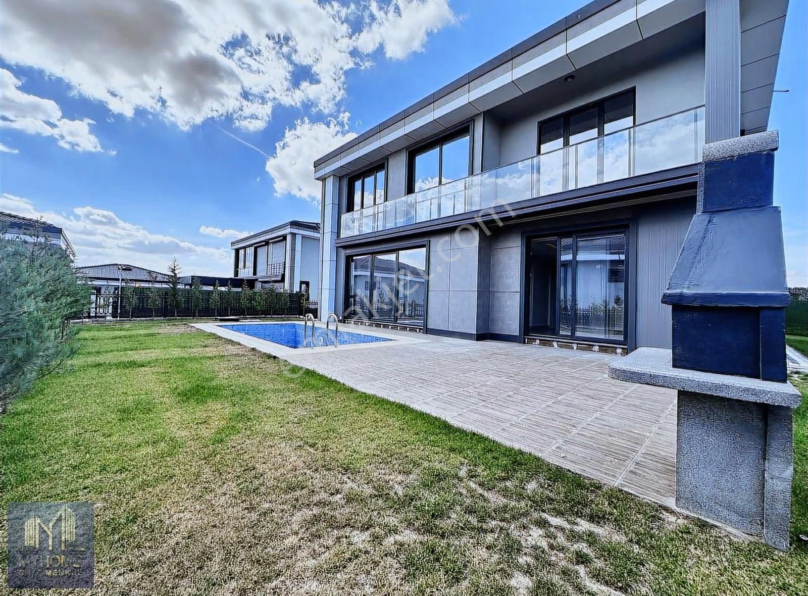 Önerlerde 4+1 270 M2 Lüks Villa Özel Havuzlu - Görsel 10