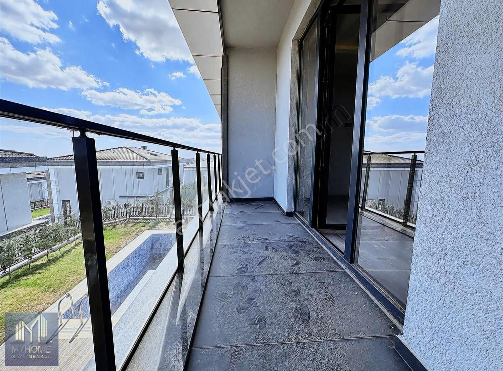 Önerlerde 4+1 270 M2 Lüks Villa Özel Havuzlu - Görsel 5