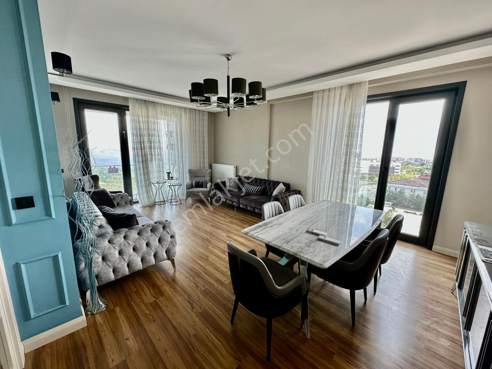 Pegaas'tan Firuze Konakları'nda Göl Manzaralı 4.5+1 Dublex Daire - Görsel 2