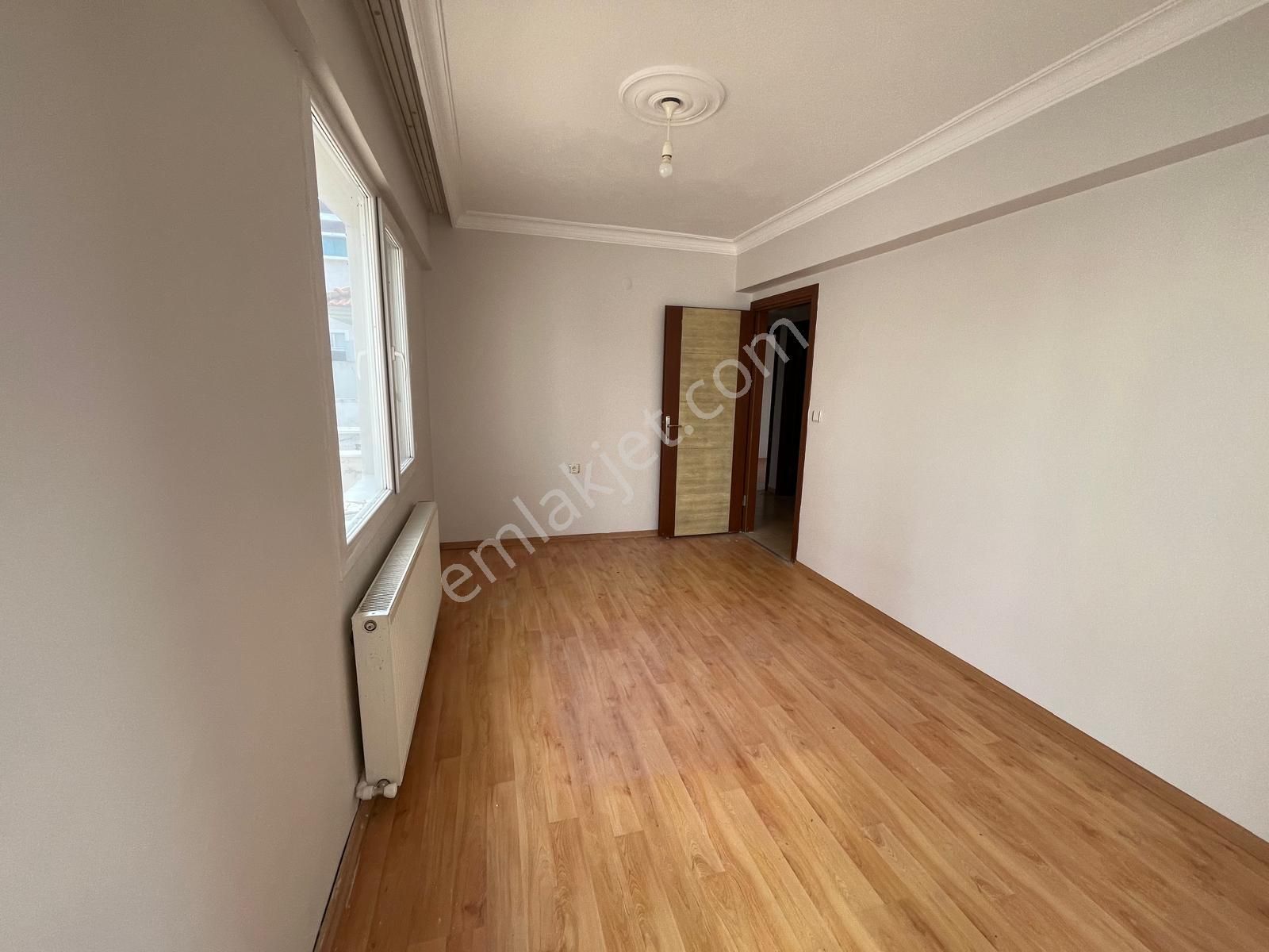 Menderes Turyap'tan Barbaros Mah. 2+1 Kiralık Köşe Daire - Görsel 28