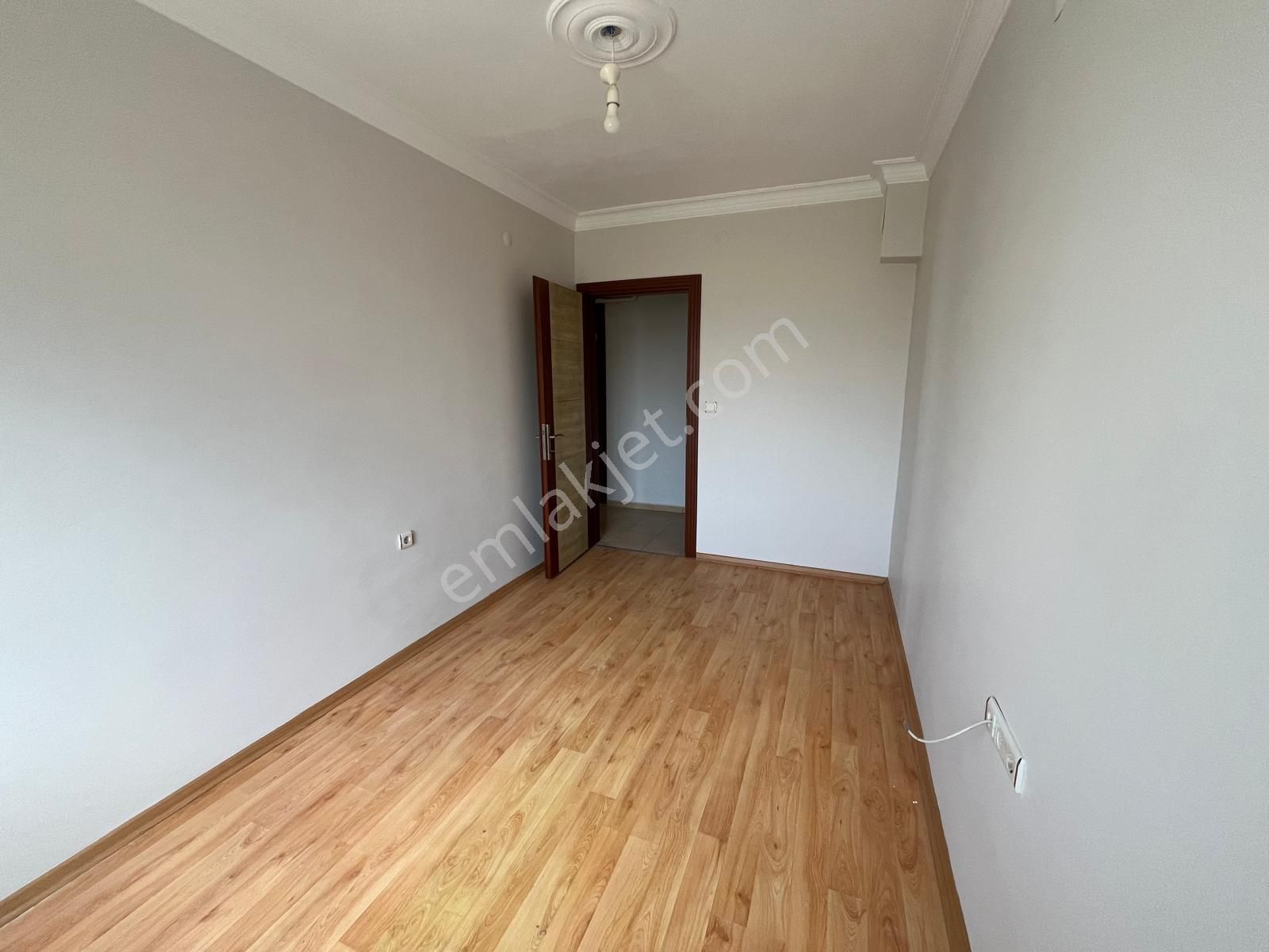 Menderes Turyap'tan Barbaros Mah. 2+1 Kiralık Köşe Daire - Görsel 19