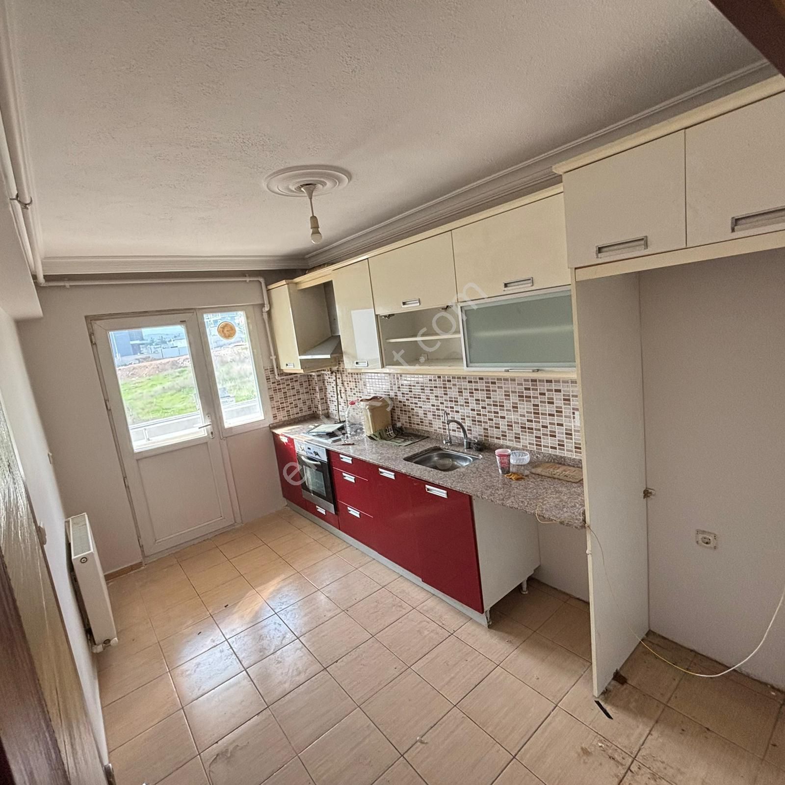 Menderes Turyap'tan Barbaros Mah. 2+1 Kiralık Köşe Daire - Görsel 16