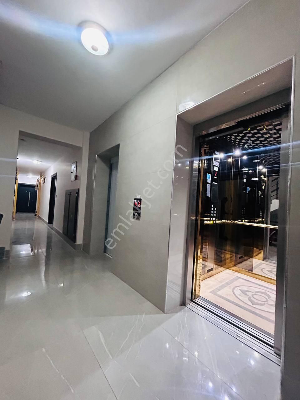 Kurupelitte Eşyalı Ara Kat Satılık 1+1 Daire - Görsel 15