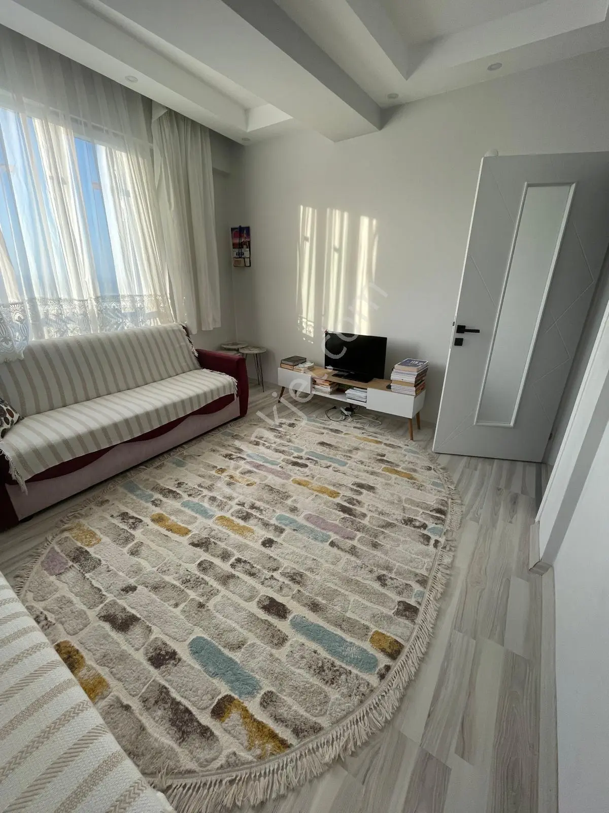 Kemal Paşa Turgutlu Caddesi Üzeri 2+1 85m2 Arakat Satılık