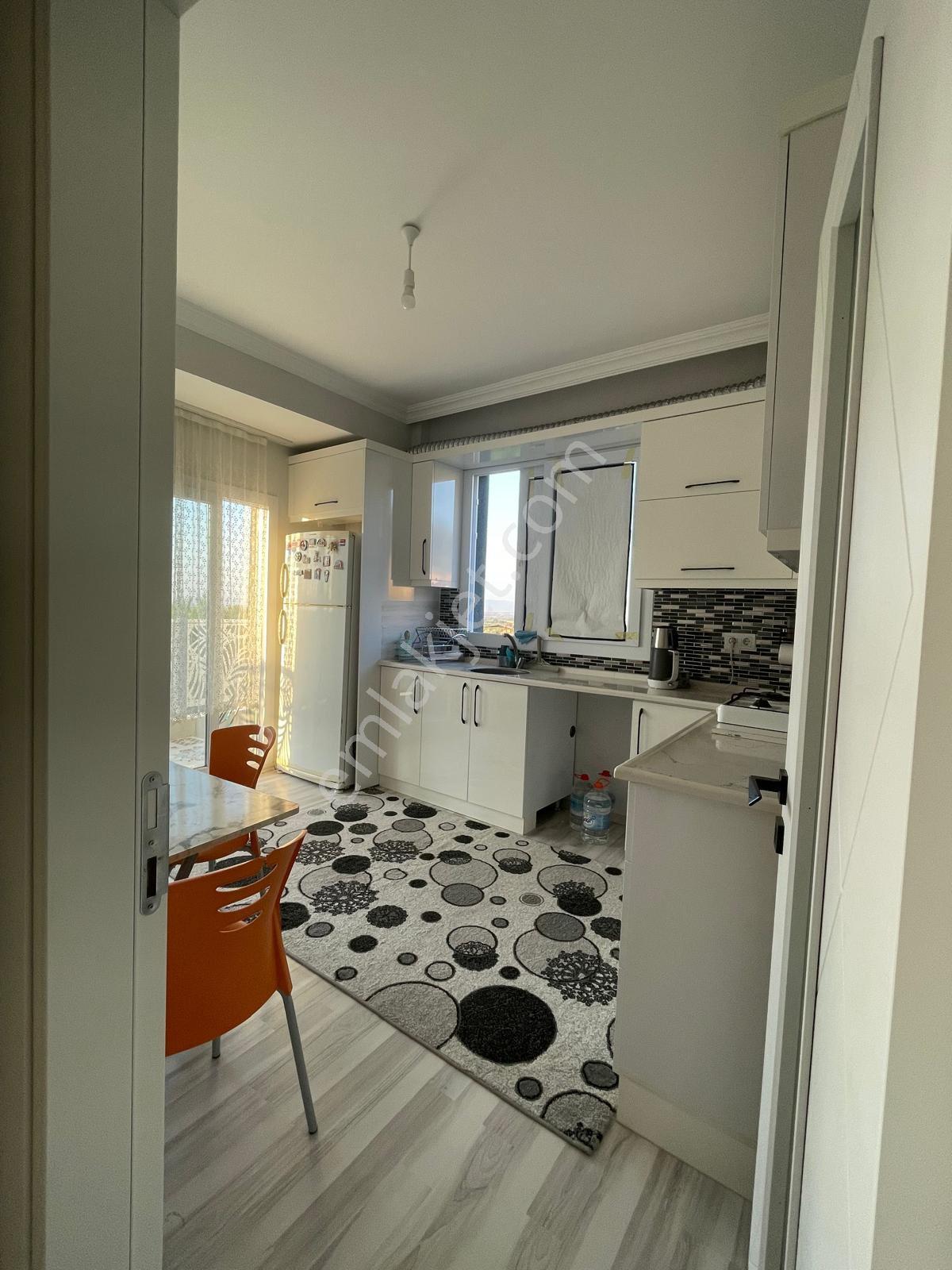 Kemal Paşa Turgutlu Caddesi Üzeri 2+1 85m2 Arakat Satılık - Görsel 6