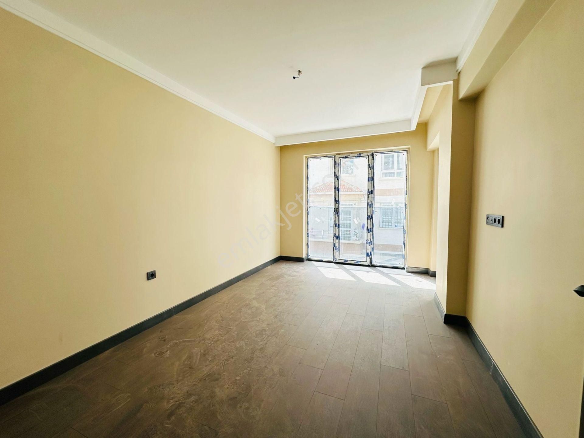 Karapürçek'te Külliye Yakını Yerden Isıtmalı Full Yapılı 3+1 Satılık Daire !!! - Görsel 9