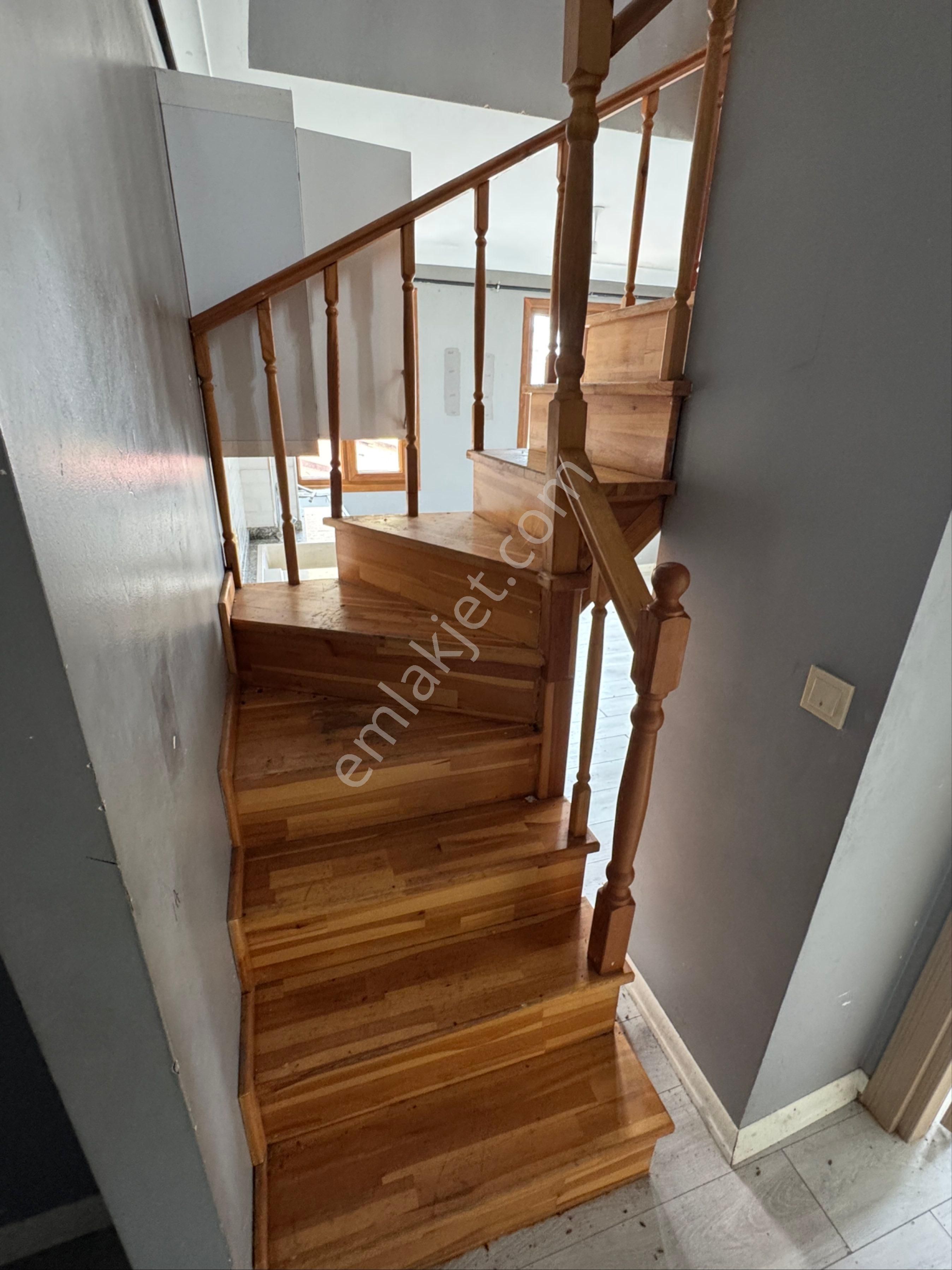 1987den Bugüne Güvenle Bulut Beta Emlaktan Satılık Üst Dublex - Görsel 15