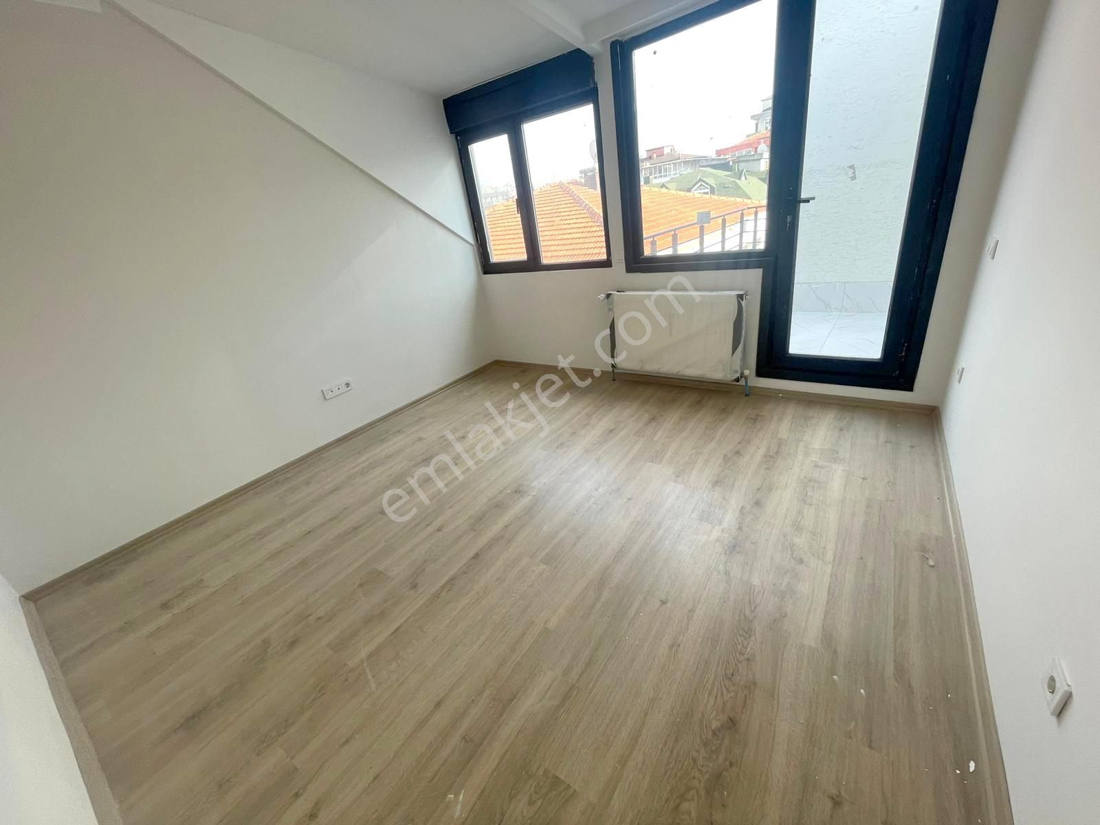 Emlak Dünyasından 63'ün Orada Satılık 3+2 165 M2 Sıfır Dubleks - Görsel 16