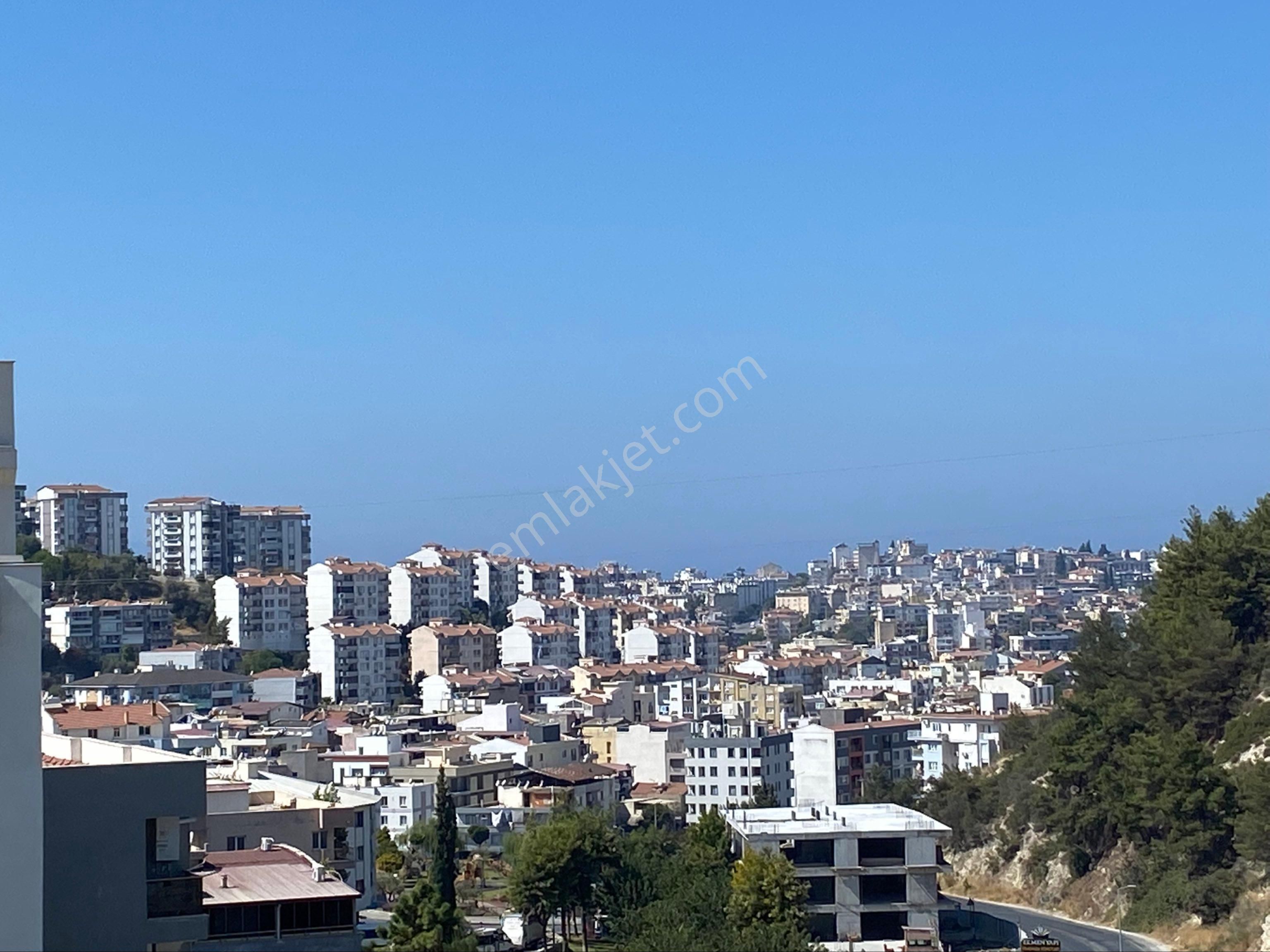 Kuşadası’da Merkezi Konumda Sıfır Satılık Rezidans Daire - Görsel 19