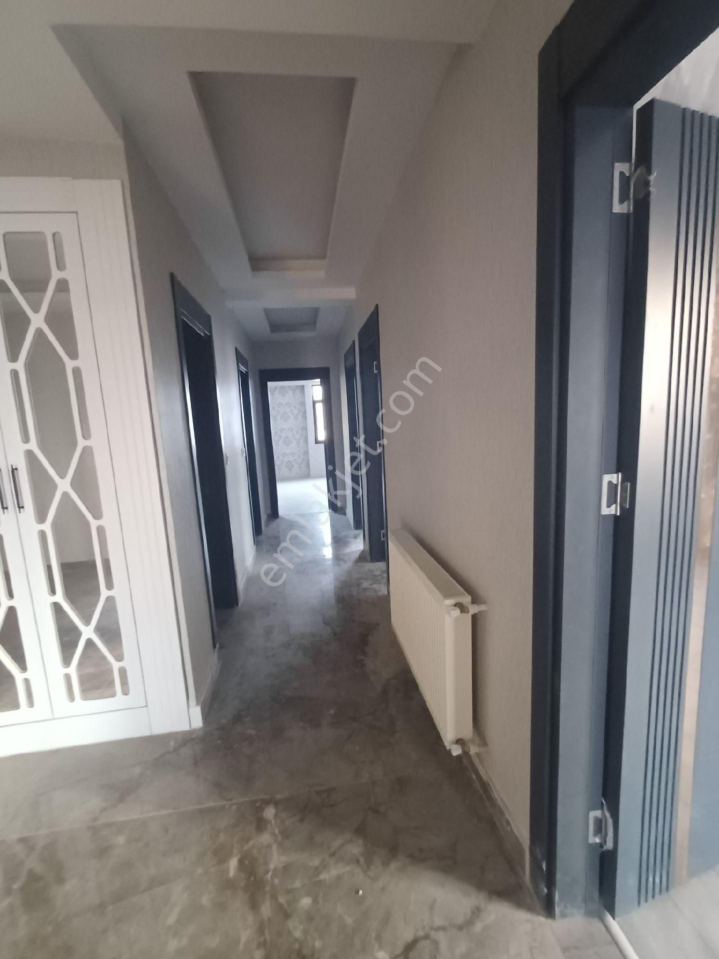 Yavuz Emlak Tan Satılık Daire Arakat Karaköprü Dogukent Mah - Görsel 8