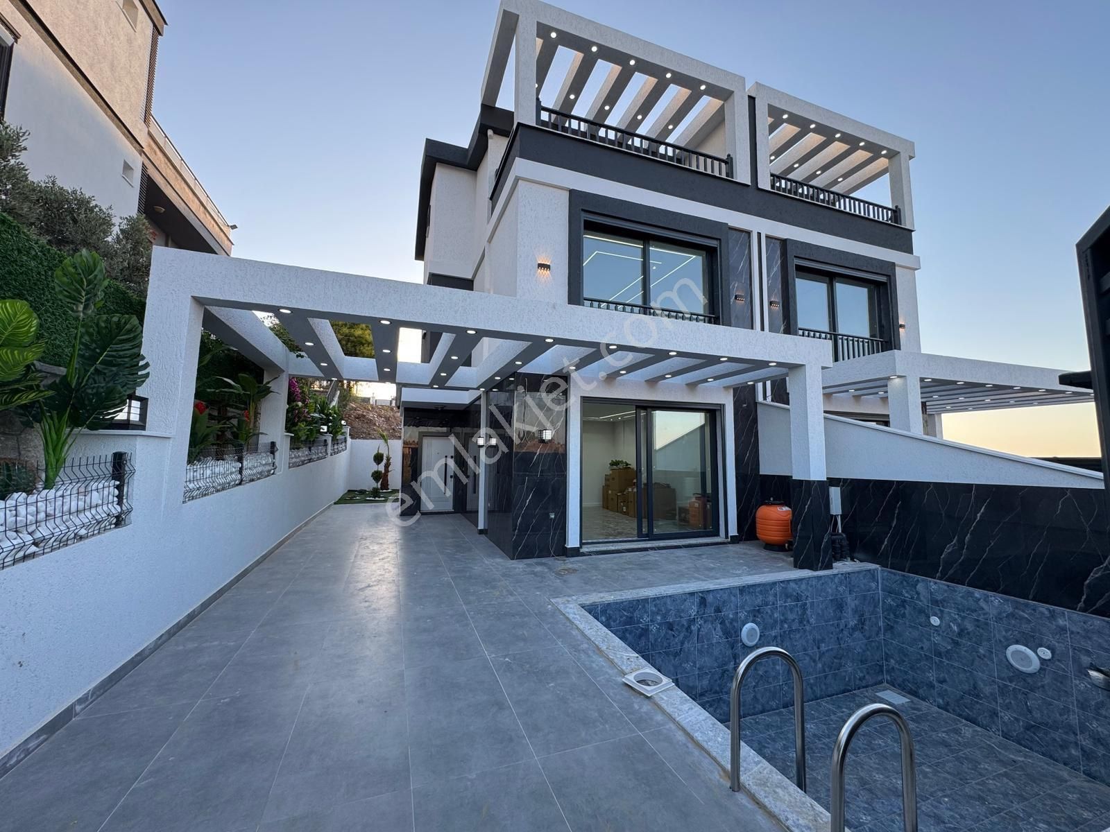 ❗️4+1 Lüx Triplex Villa Otopark & Havuz ❗️ - Görsel 2