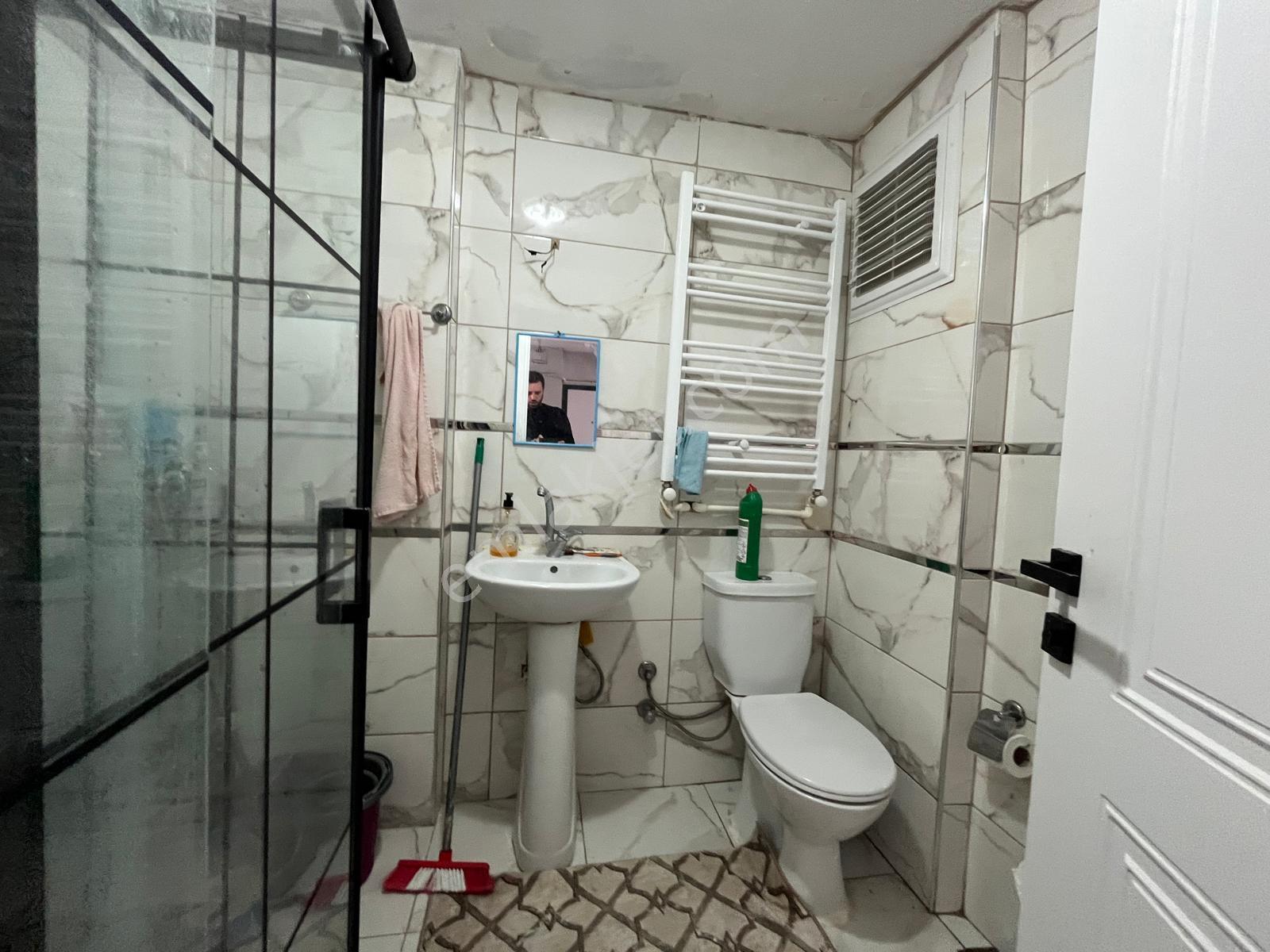 Merkezi Konumda, Yürüyerek Her Yere Ulaşım! 3+1 Bakımlı Daire! - Görsel 18