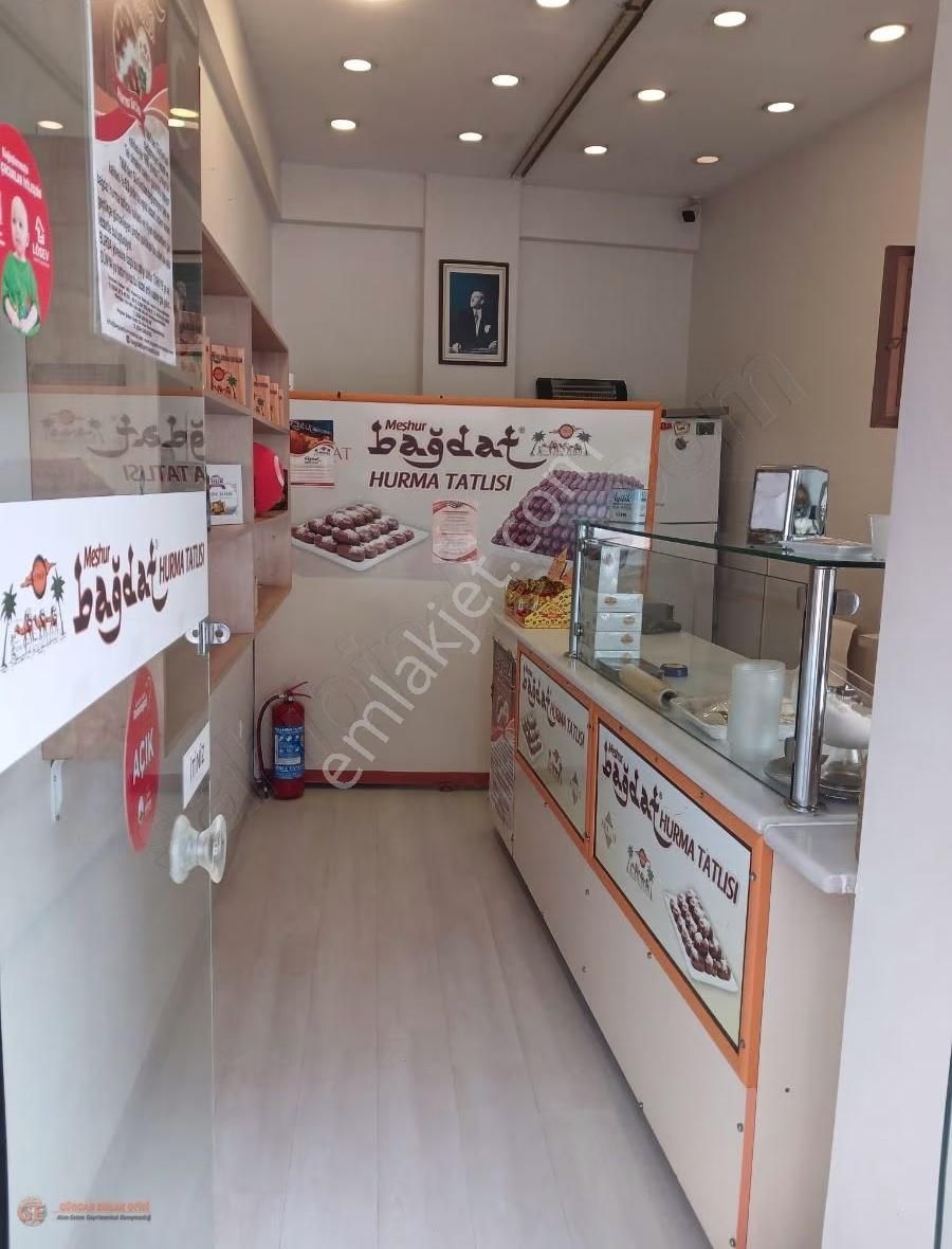 Bursanın En İşlek Caddesin De Satılık İş Yeri