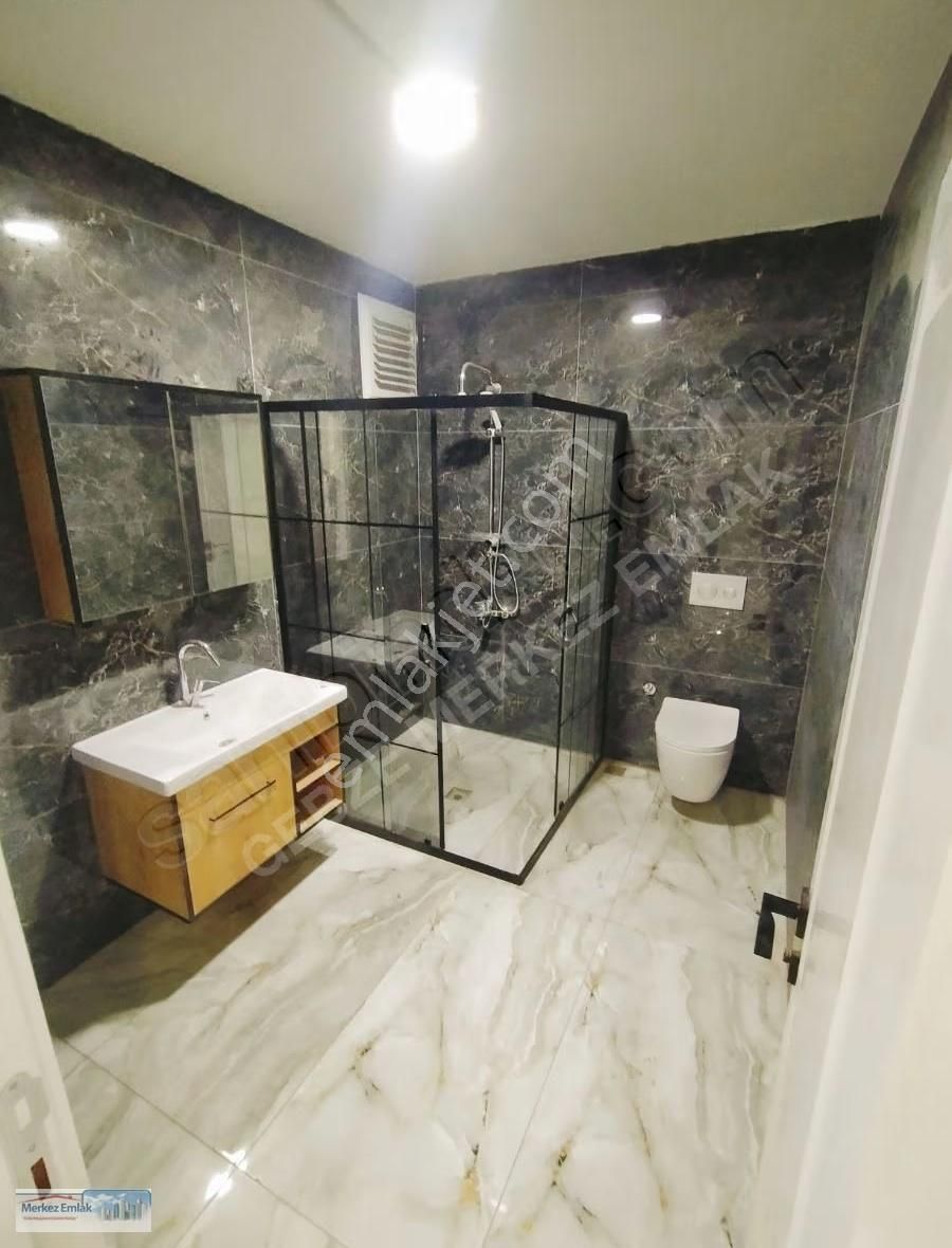 Merkez Emlak Armağan'dan 3+1 Ultra Lüx 200 2kat M2 İskanlı Geniş - Görsel 5