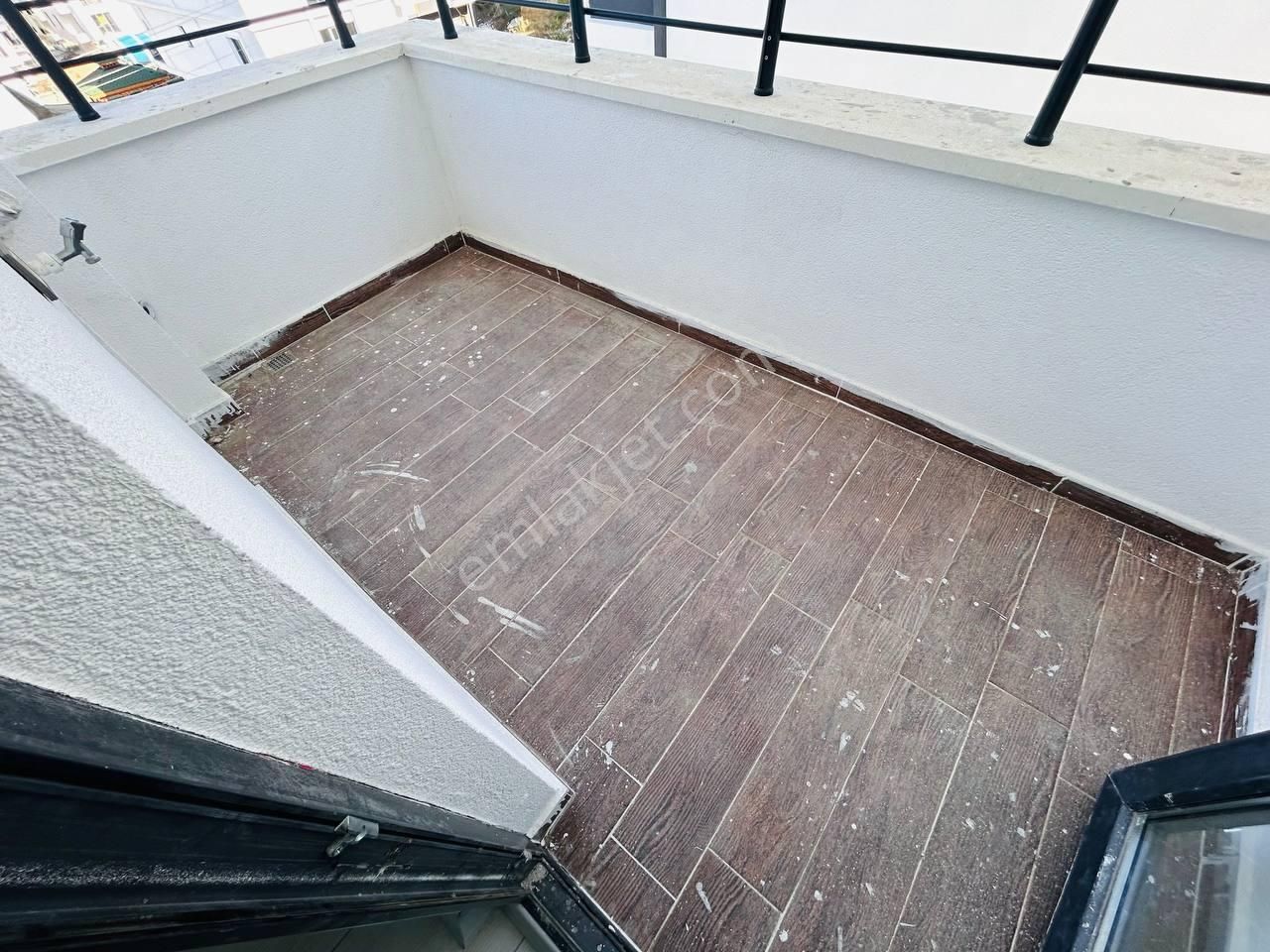 Atakumda İskanlı Binada Ara Kat Satılık Sıfır 1+1 - Görsel 16